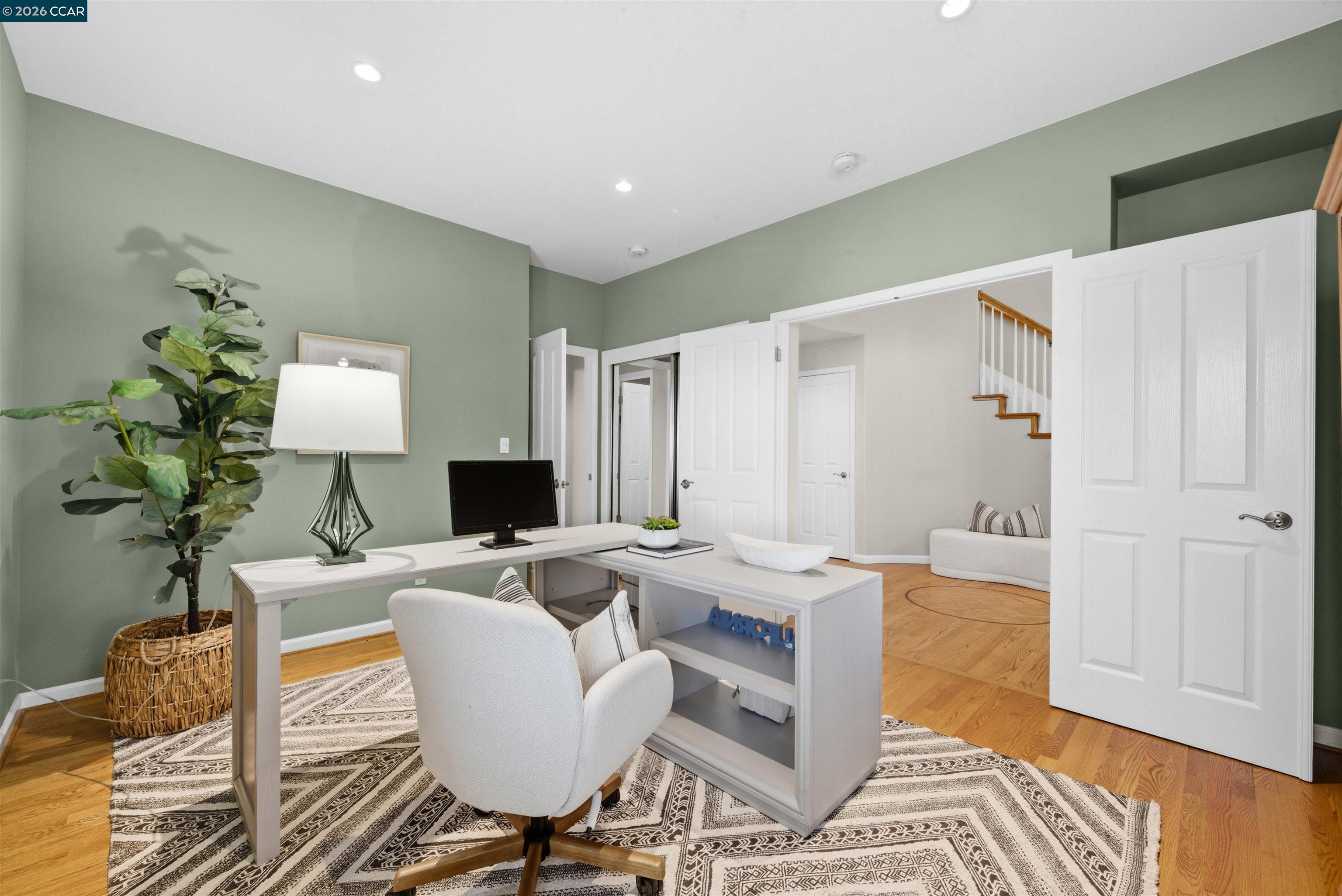 3038 Miwok Way