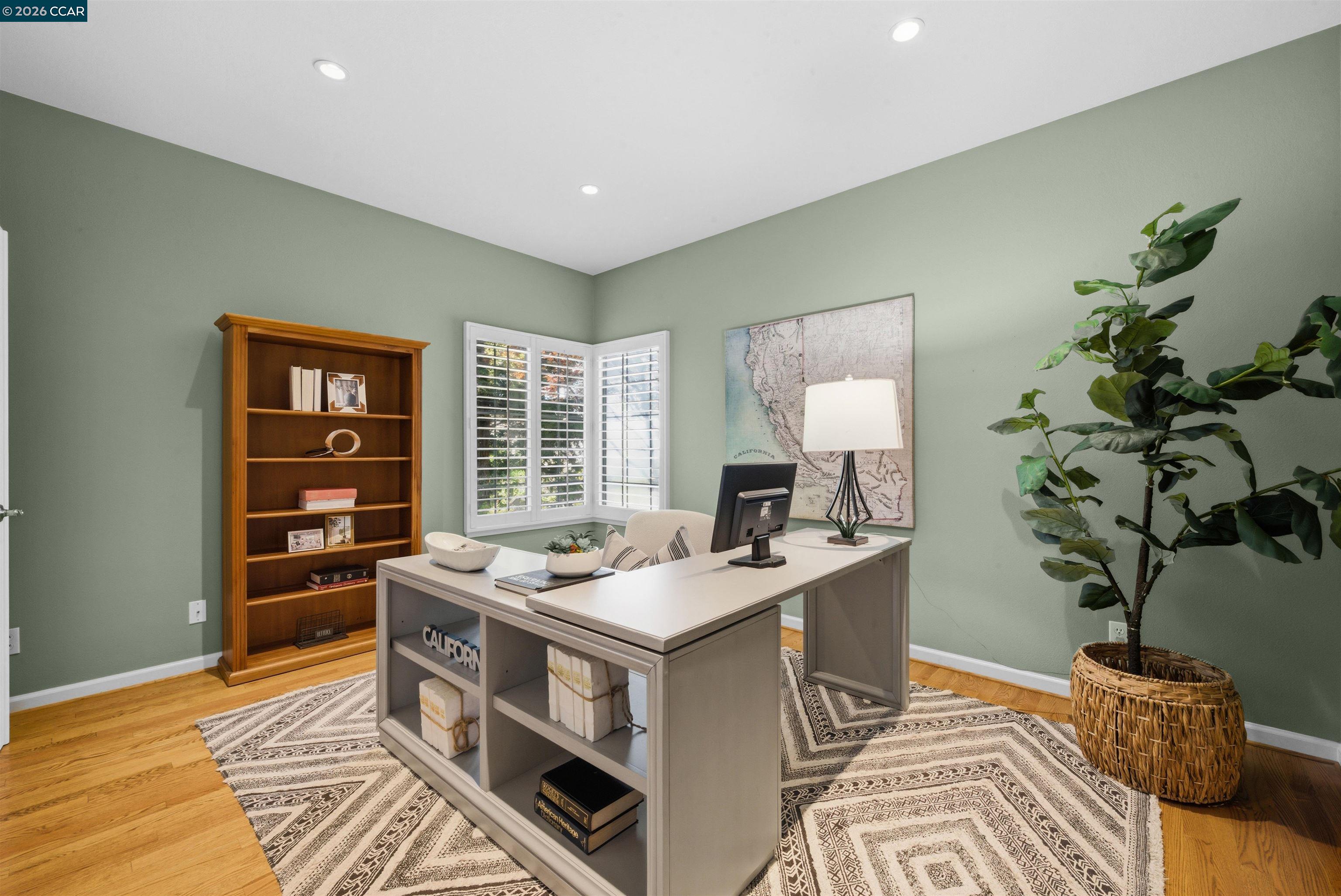 3038 Miwok Way