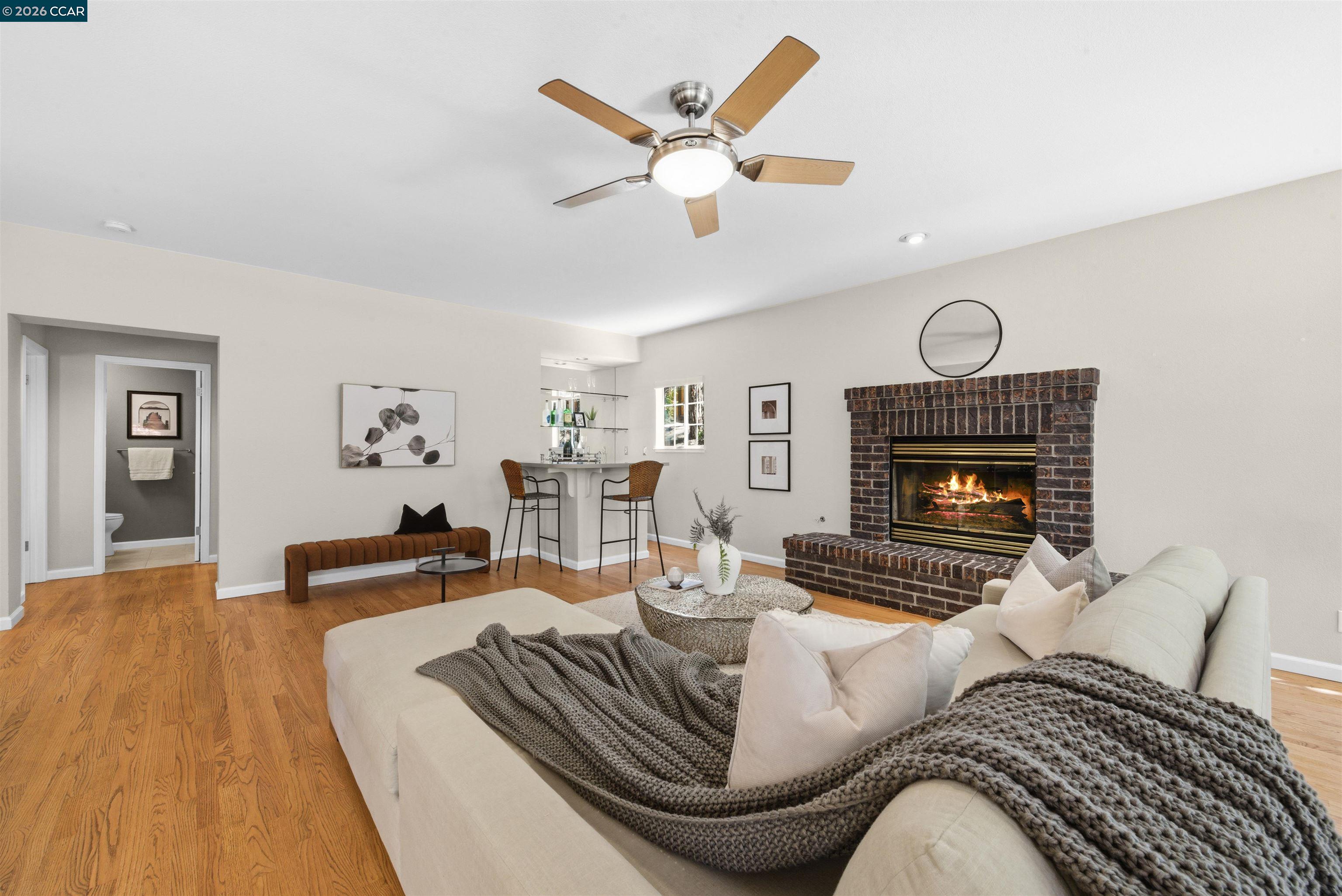 3038 Miwok Way