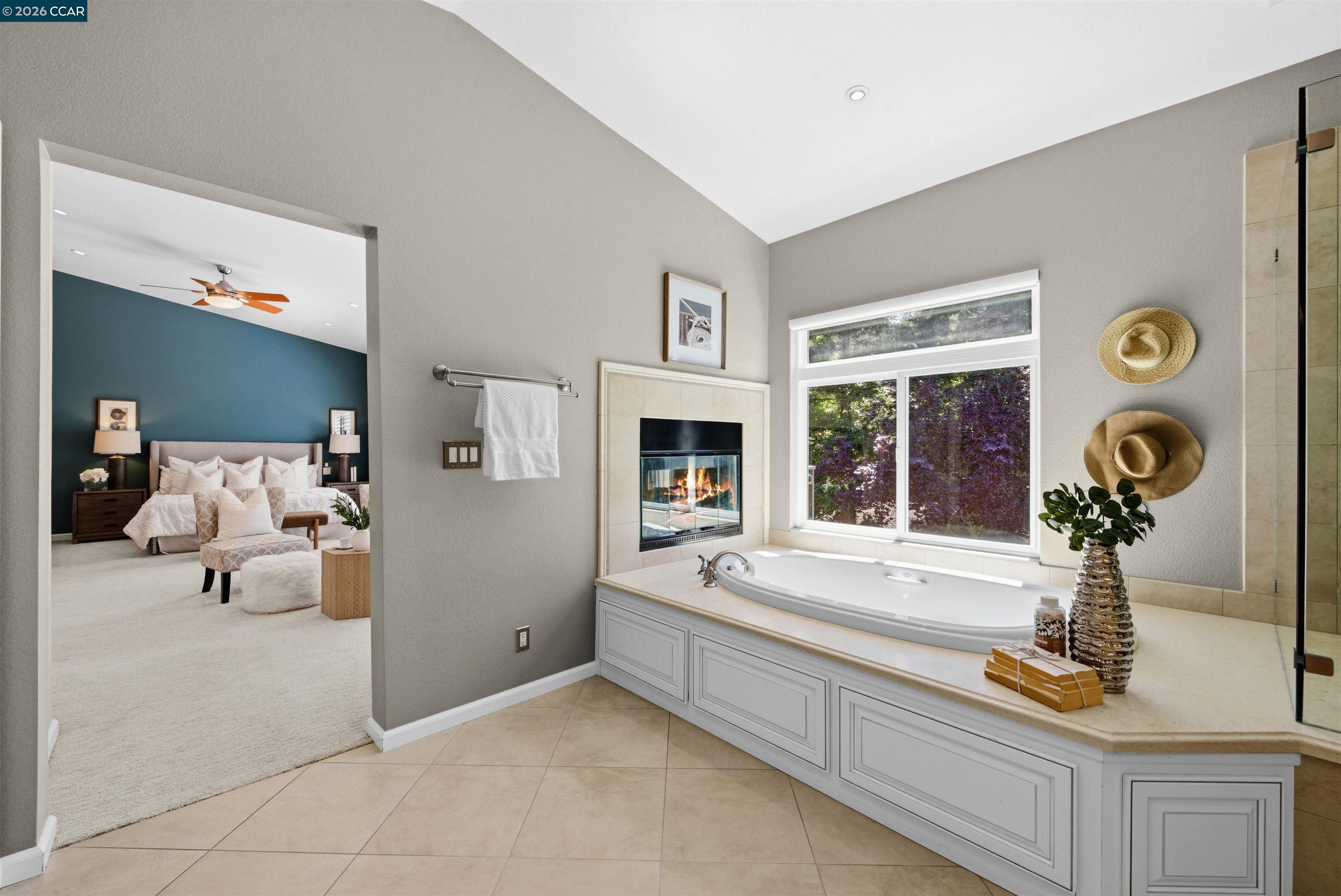 3038 Miwok Way
