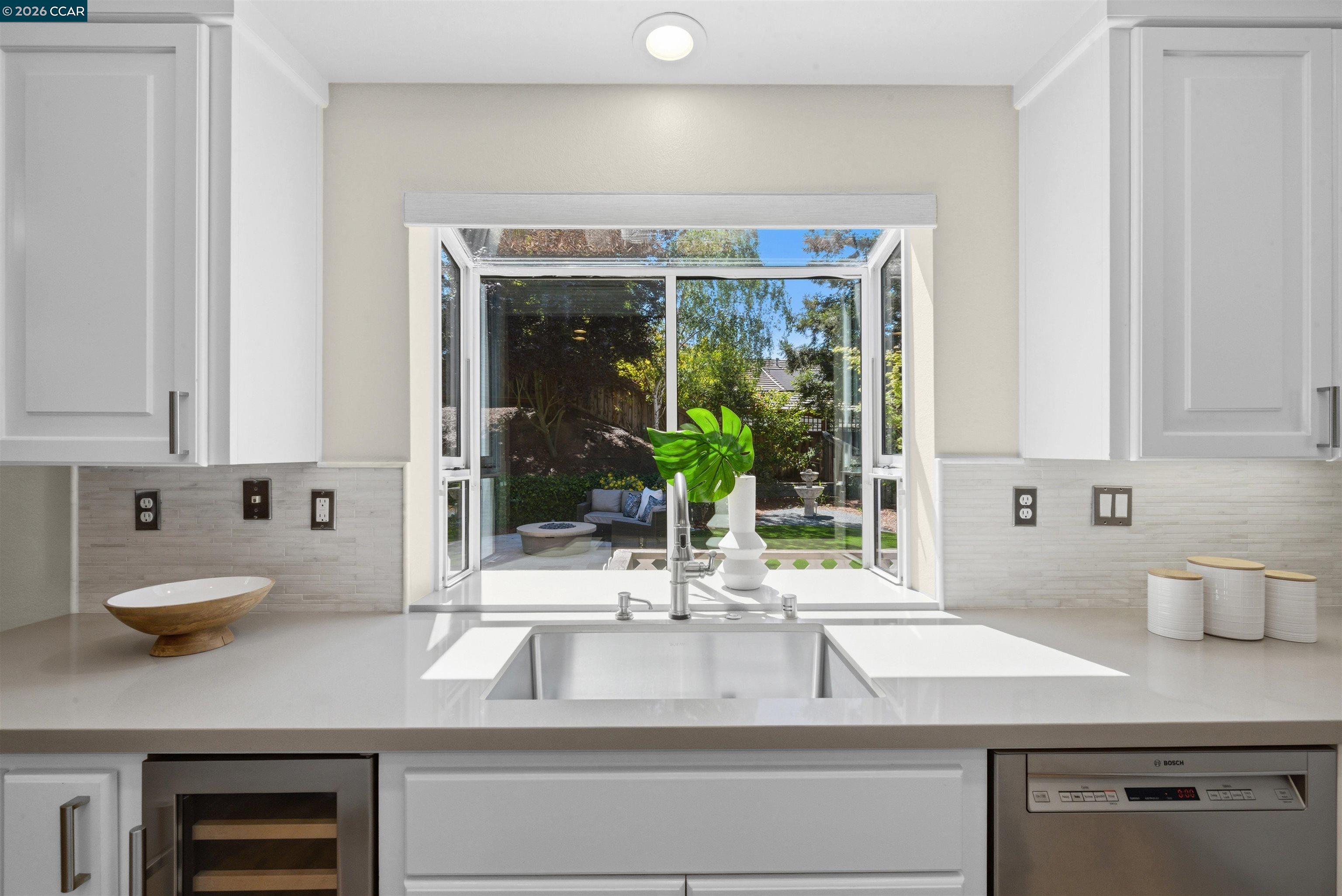 3038 Miwok Way
