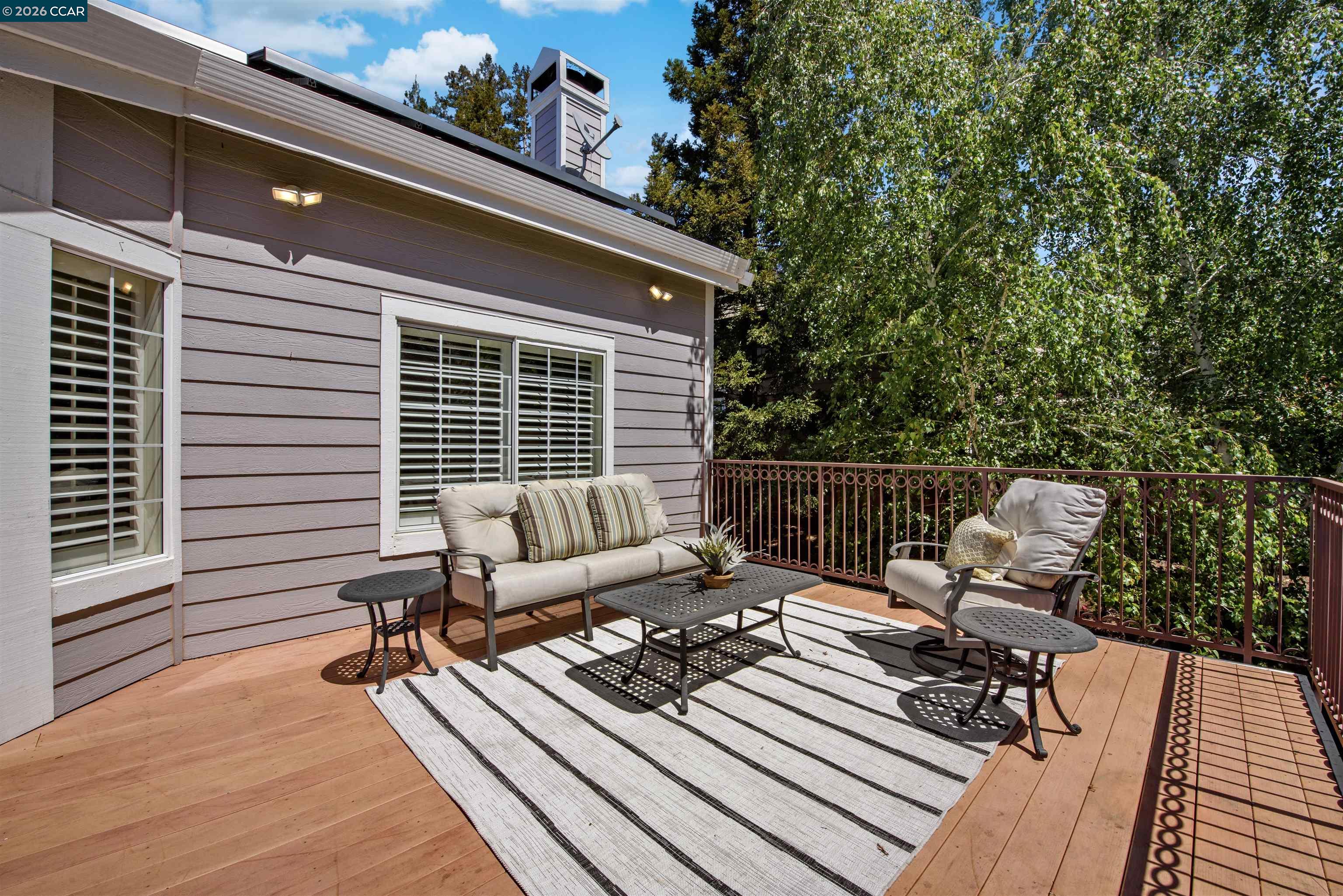 3038 Miwok Way