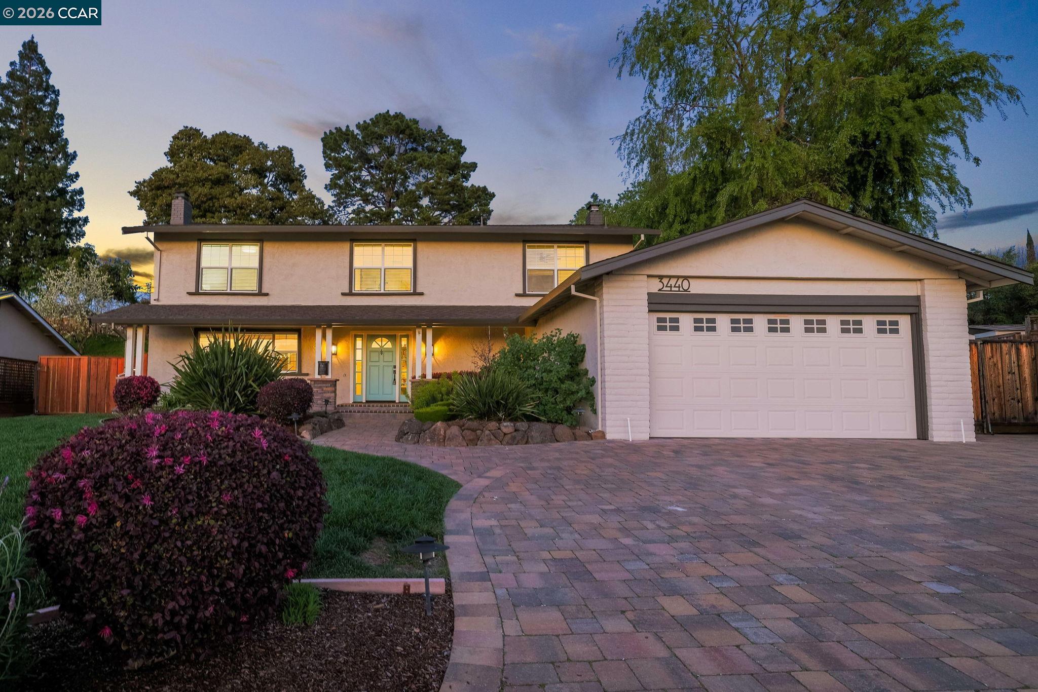 3440 Valencia Ct