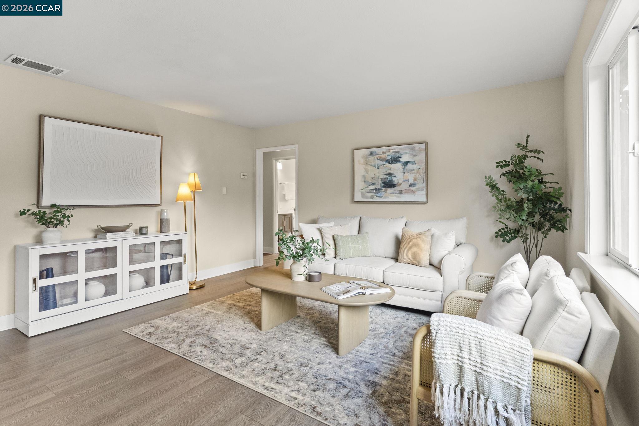 934 Juanita Drive