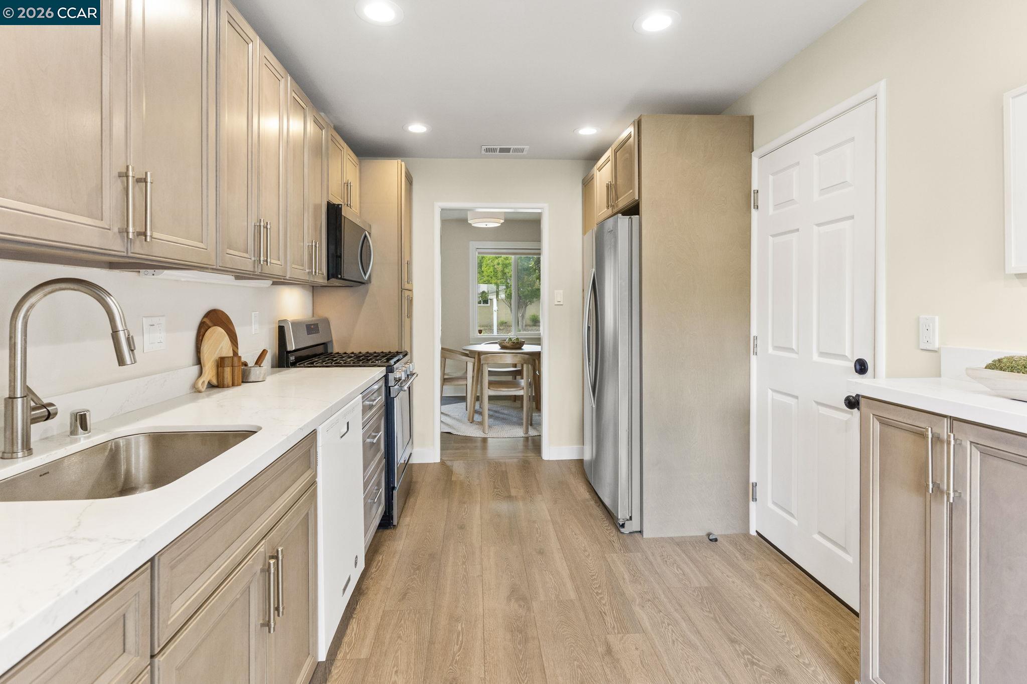 934 Juanita Drive