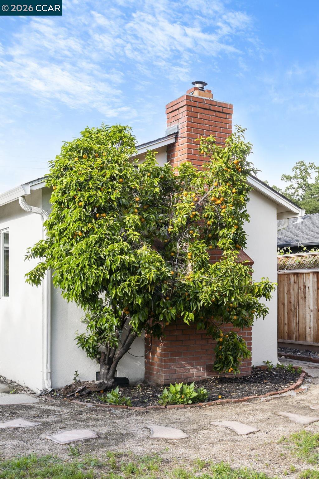 934 Juanita Drive