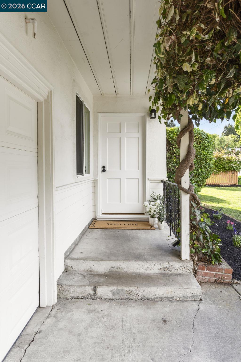 934 Juanita Drive