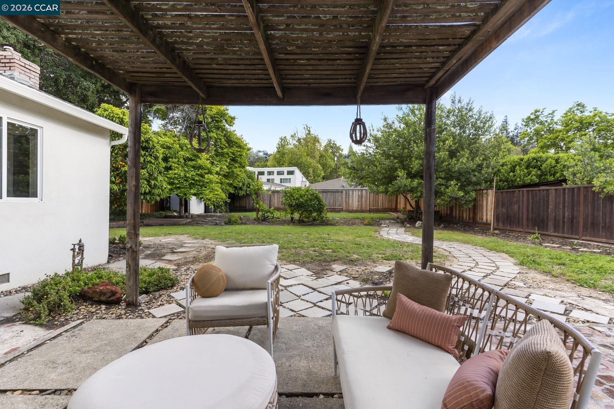 934 Juanita Drive