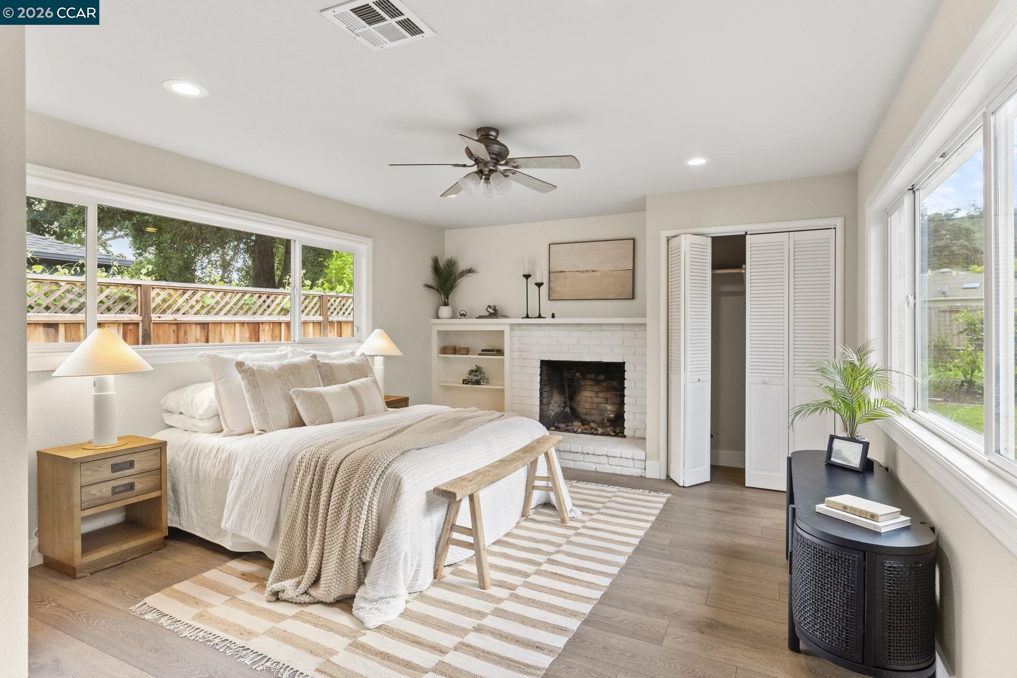 934 Juanita Drive