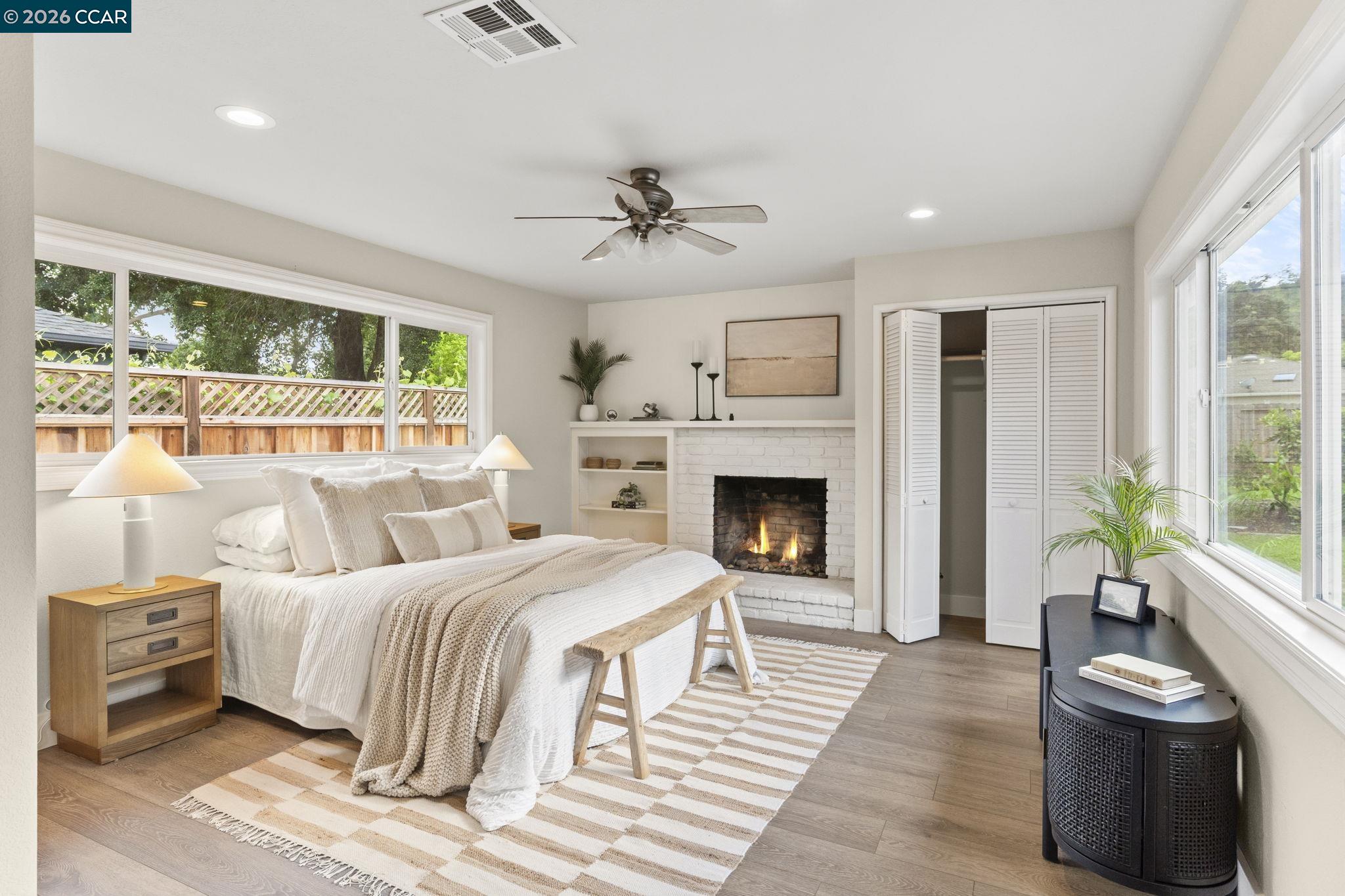 934 Juanita Drive