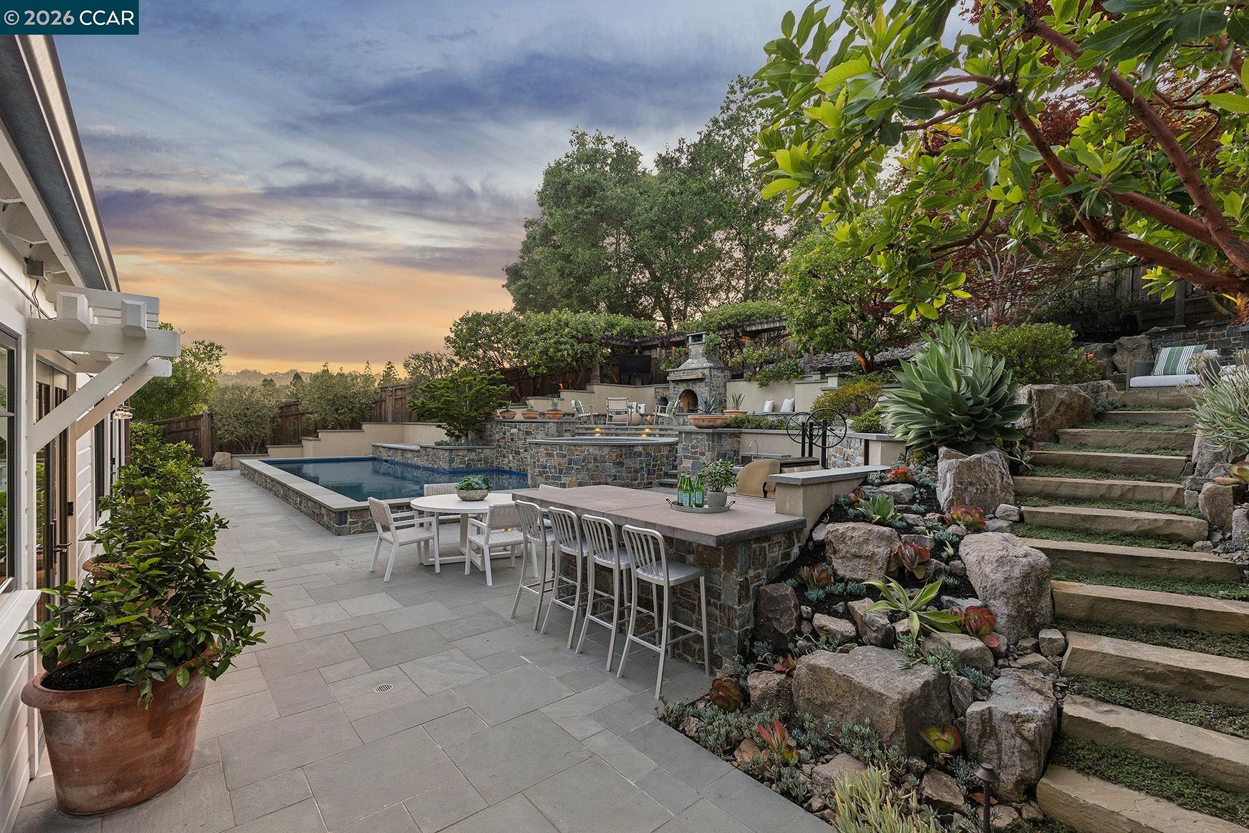 1089 Rahara Dr
