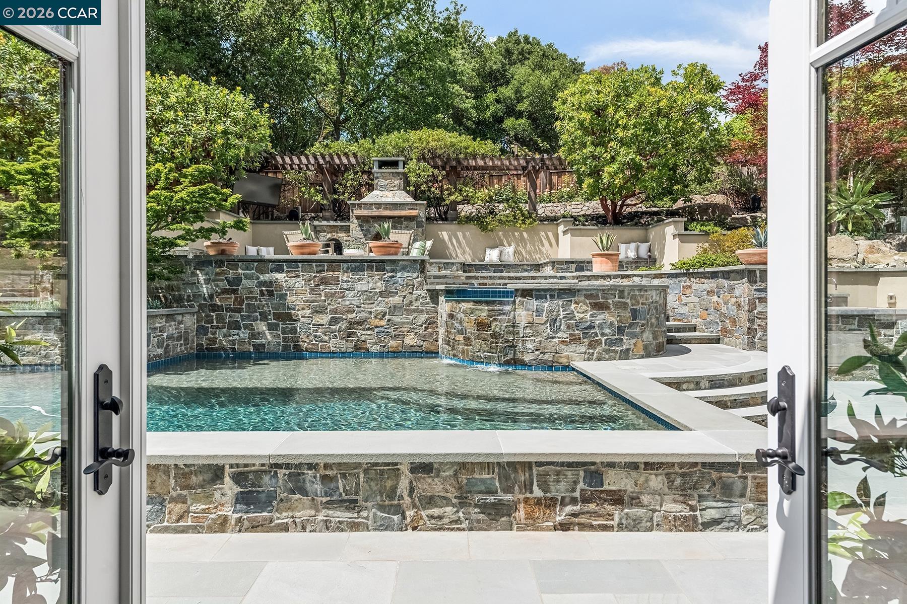 1089 Rahara Dr