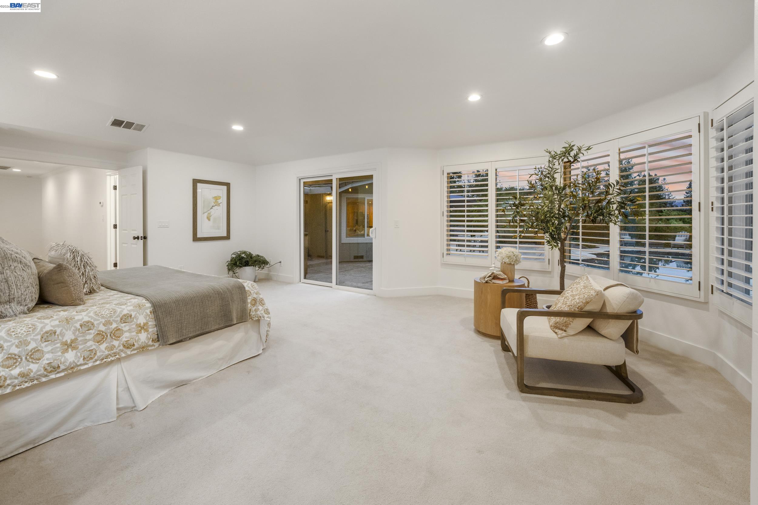 1816 Piedras Cir