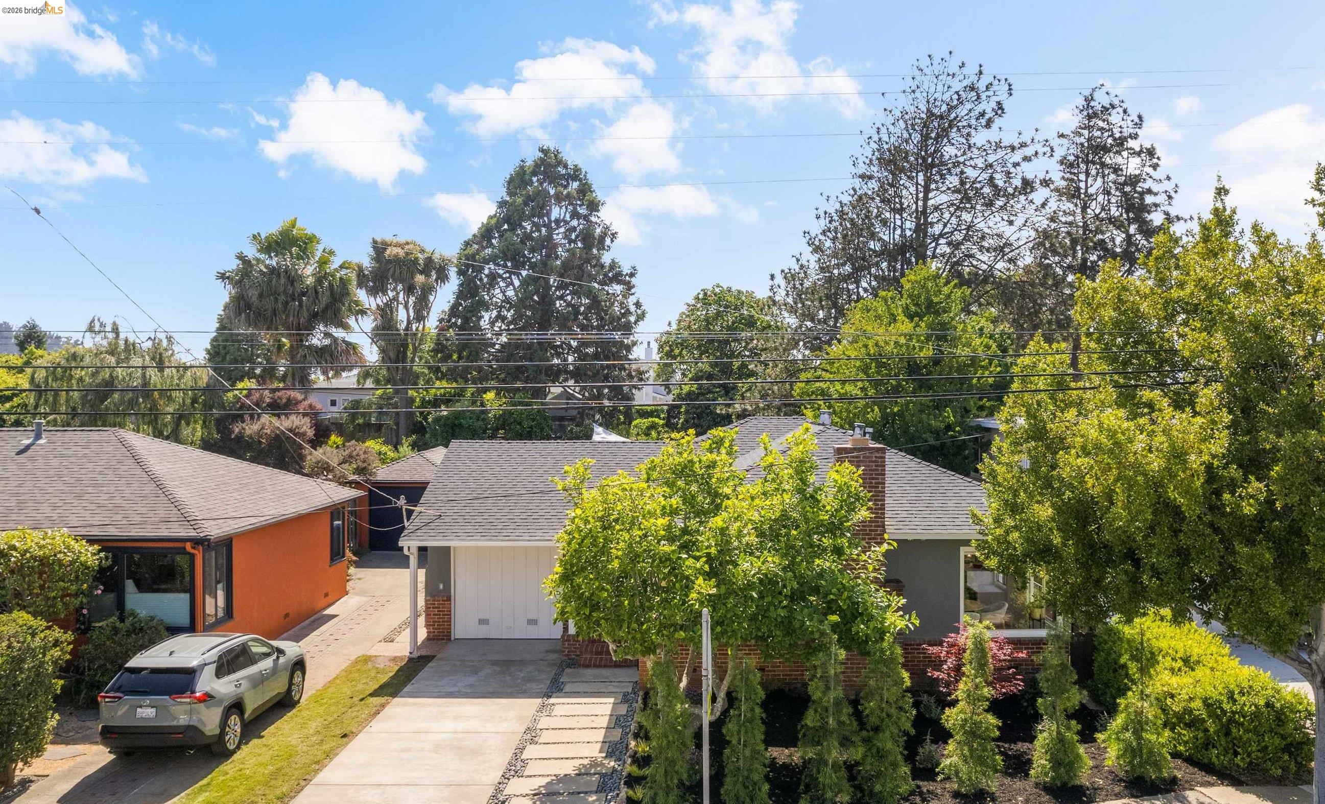 619 Ashbury Ave