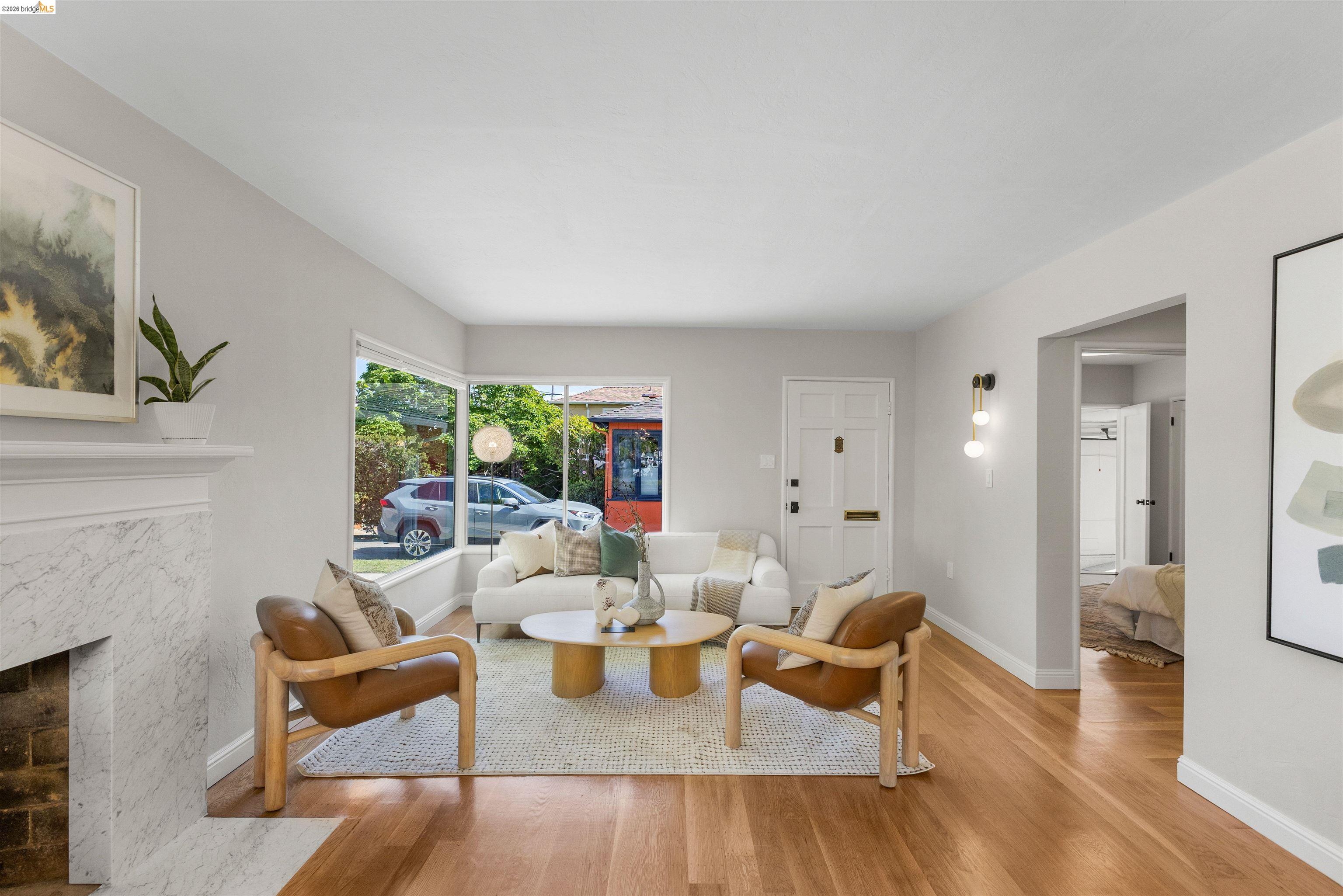 619 Ashbury Ave