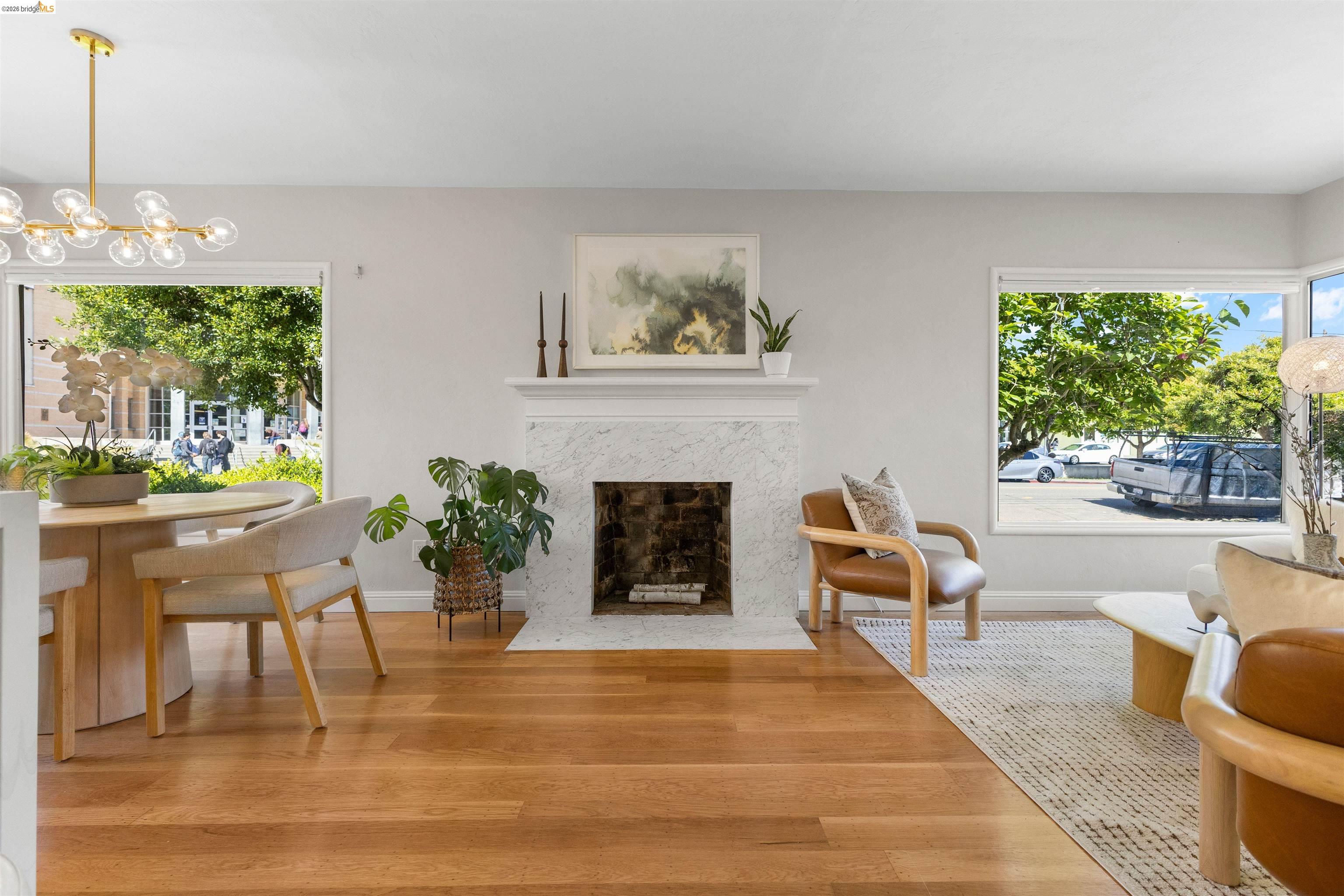 619 Ashbury Ave