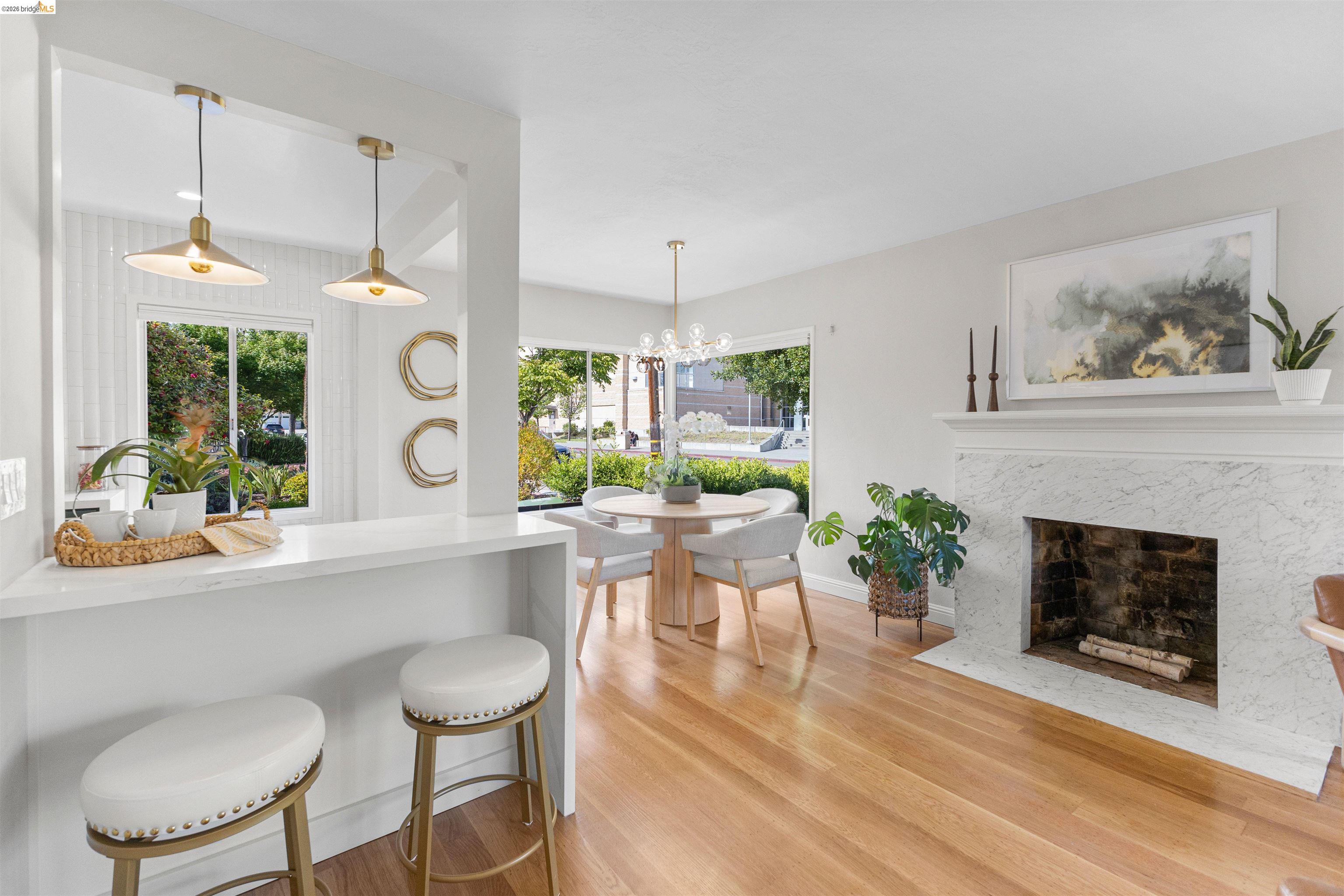 619 Ashbury Ave