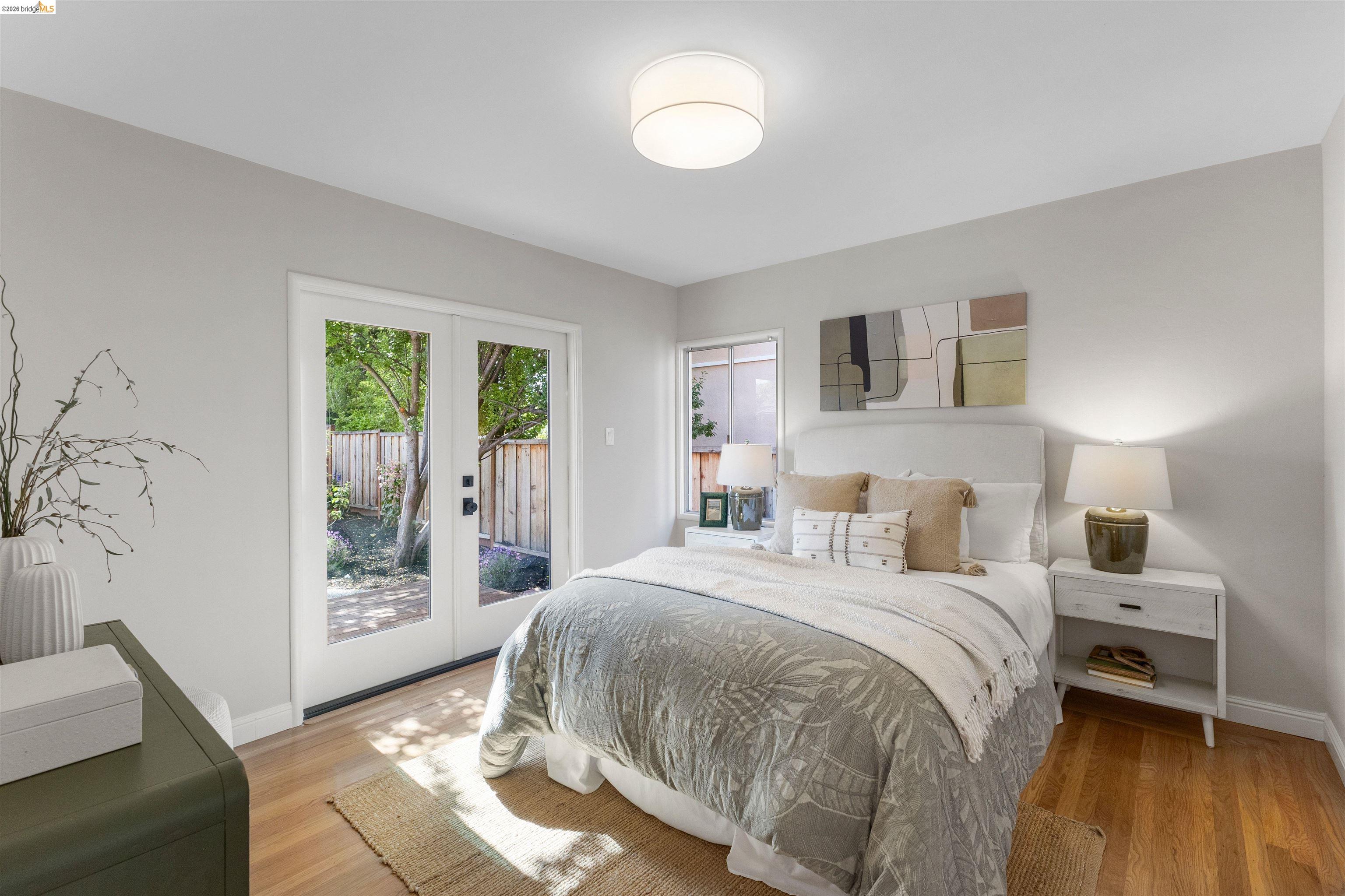 619 Ashbury Ave