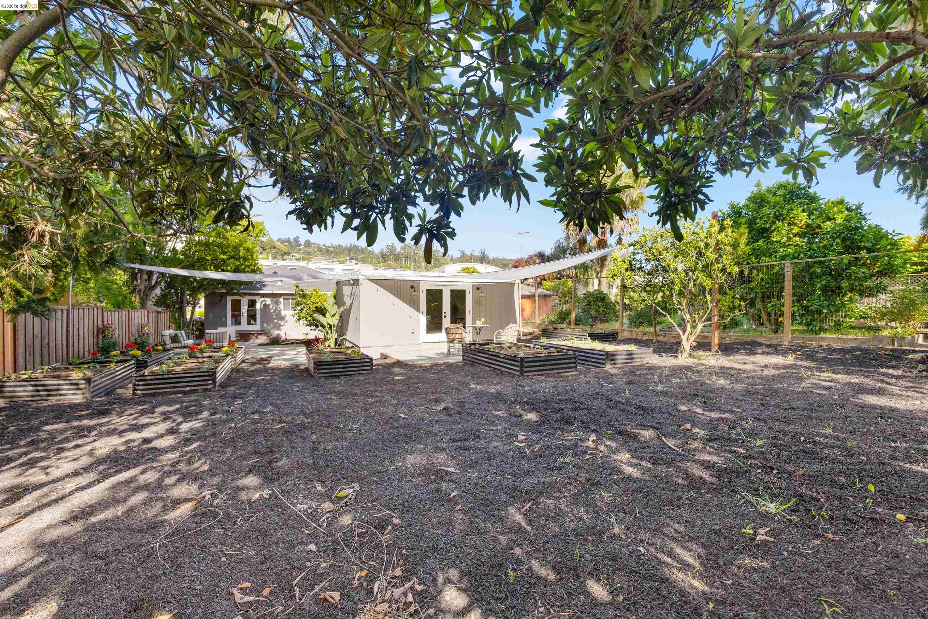 619 Ashbury Ave