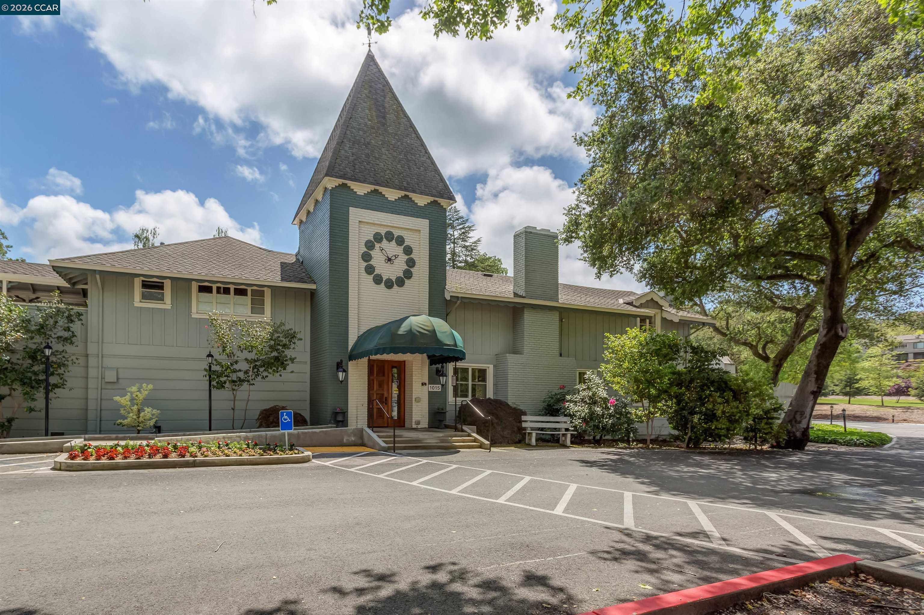 1316 Singingwood Court # 4