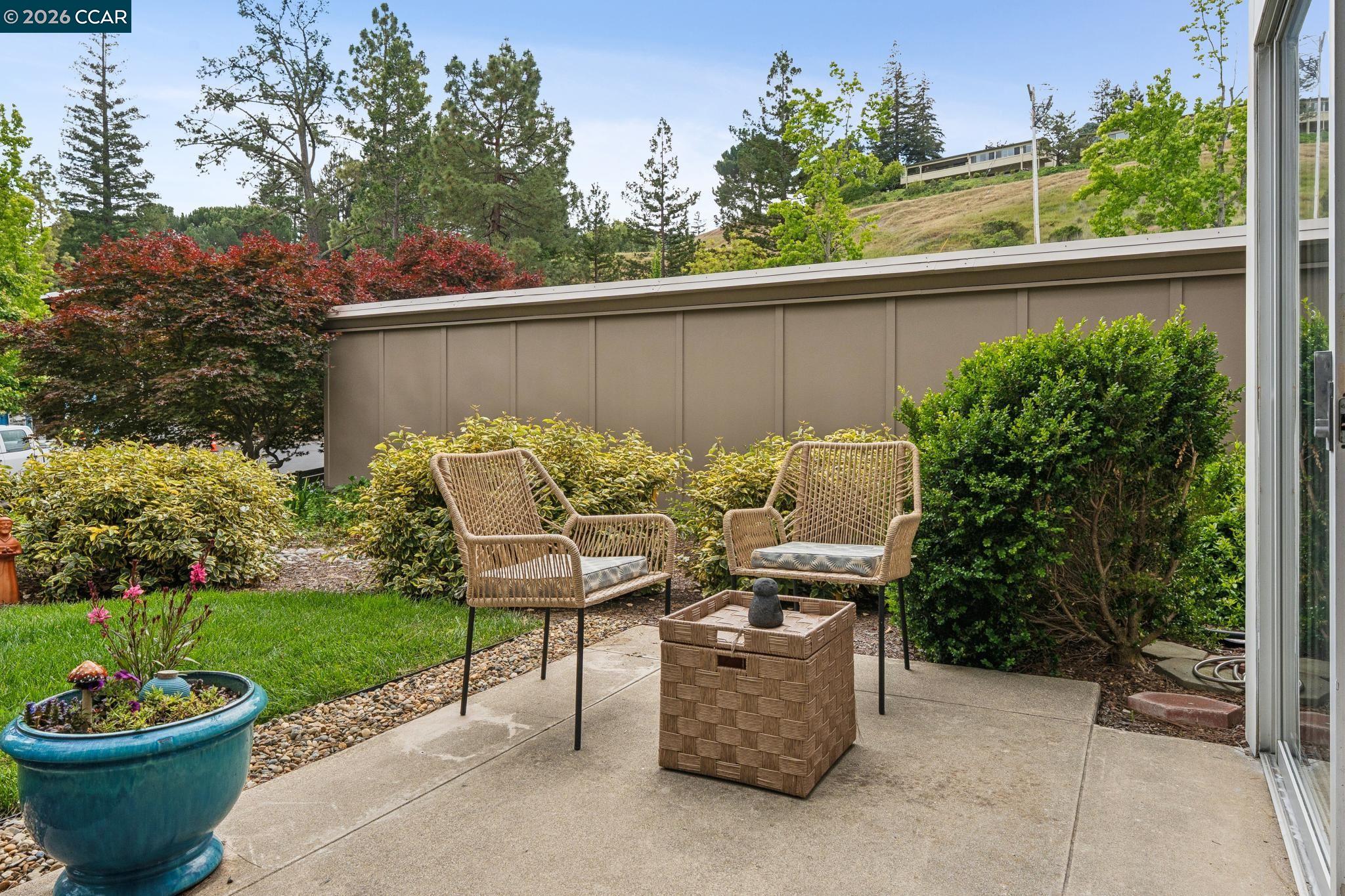 1316 Singingwood Court # 4
