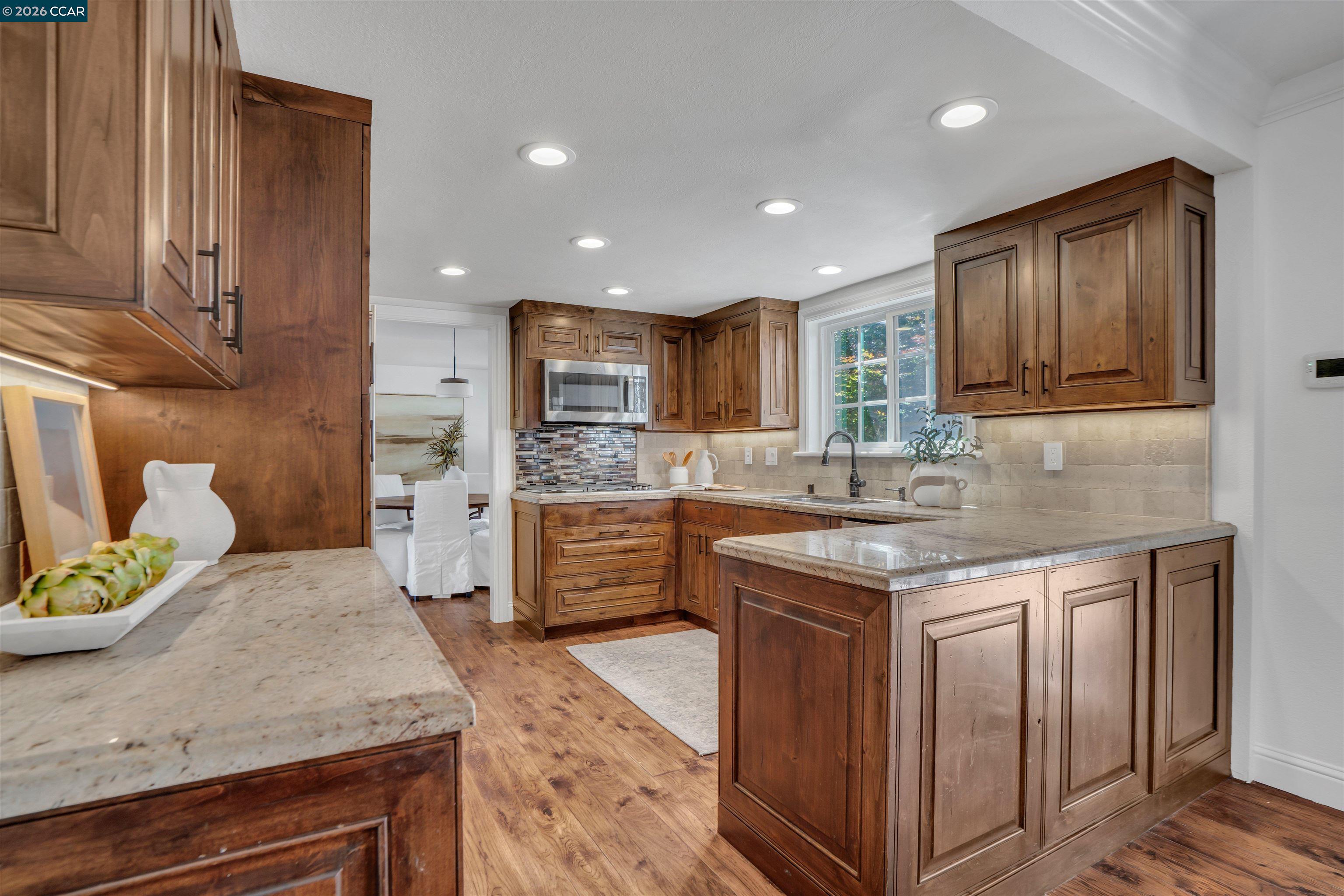 383 Princeton Ln