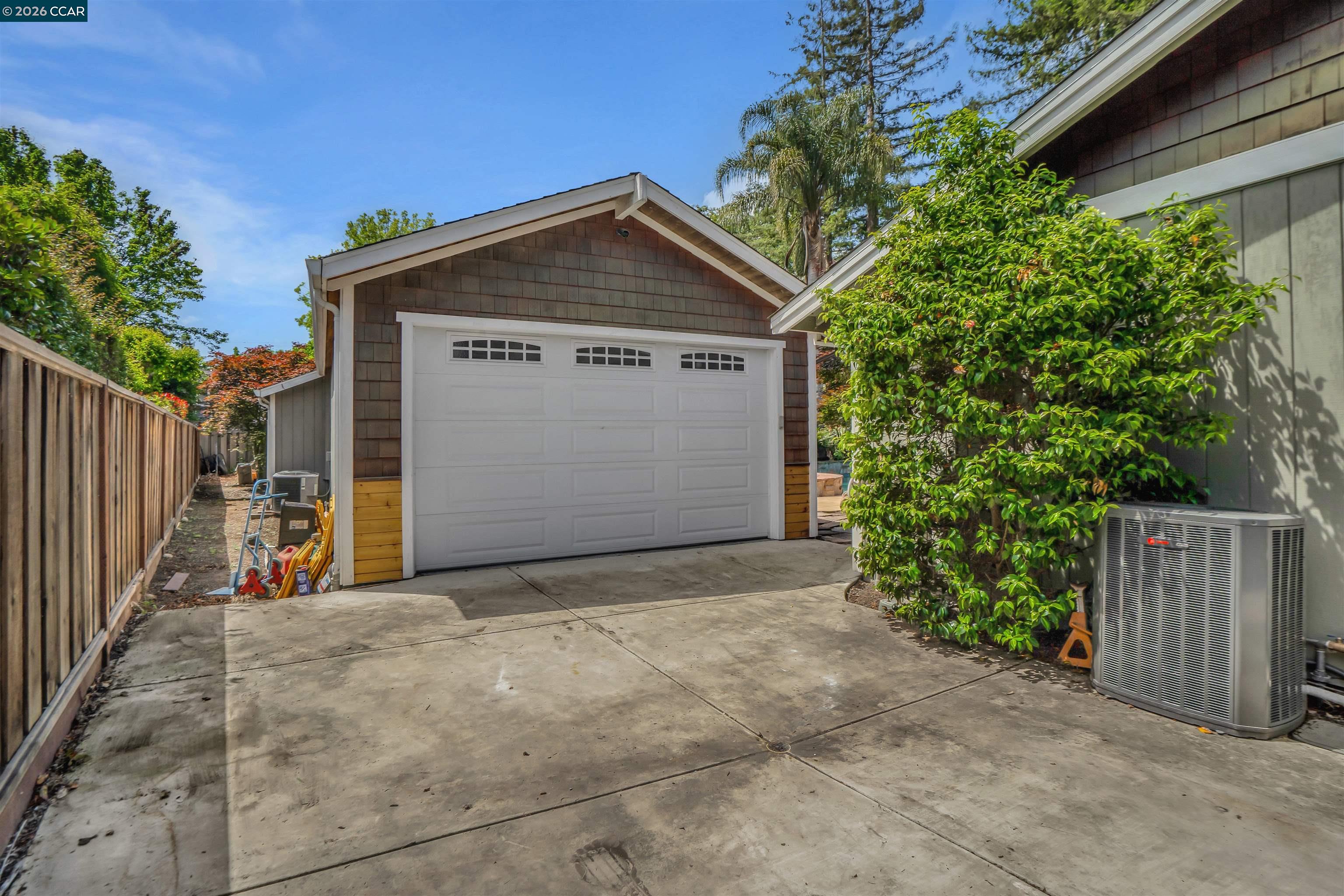 383 Princeton Ln