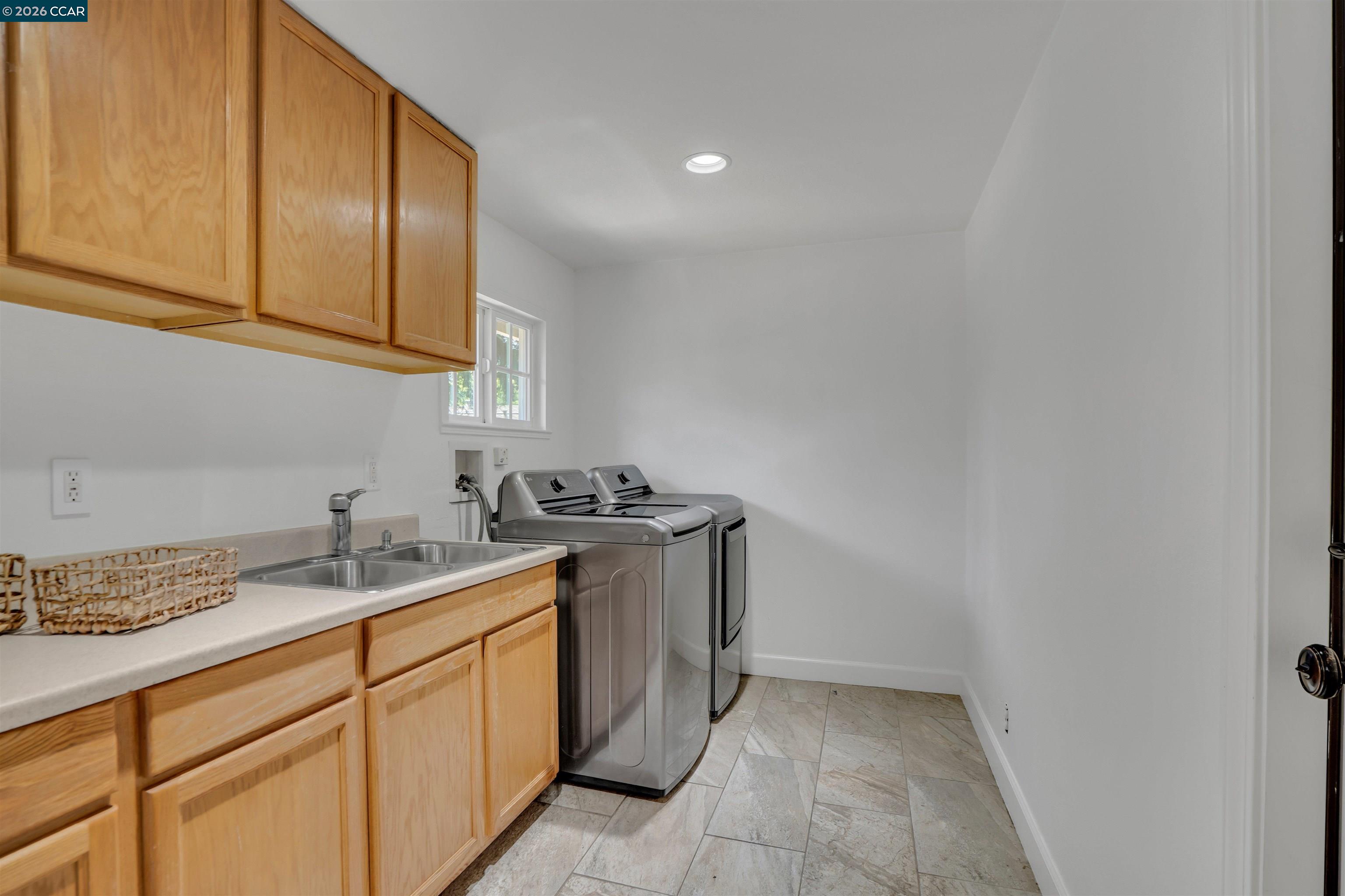 383 Princeton Ln