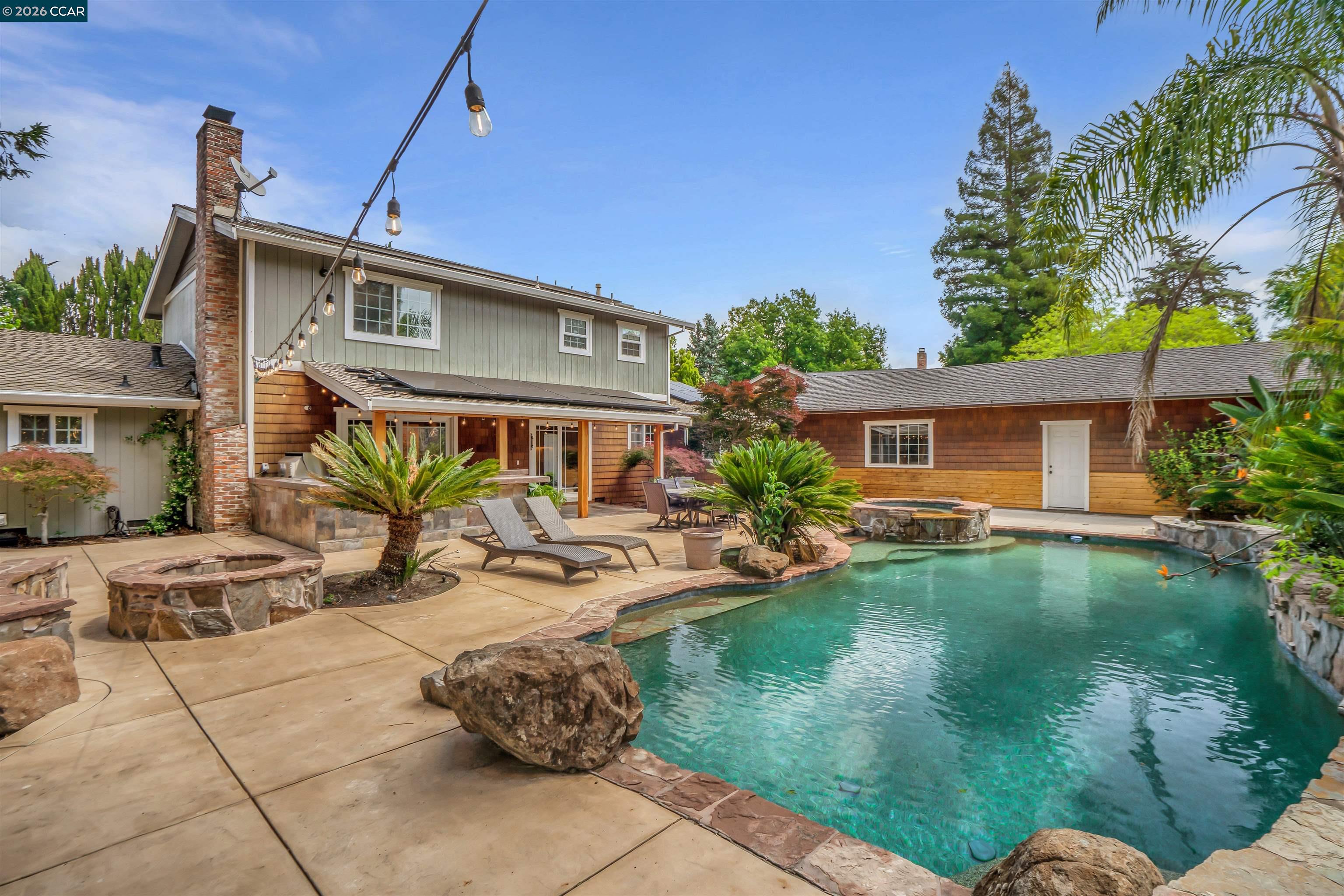 383 Princeton Ln
