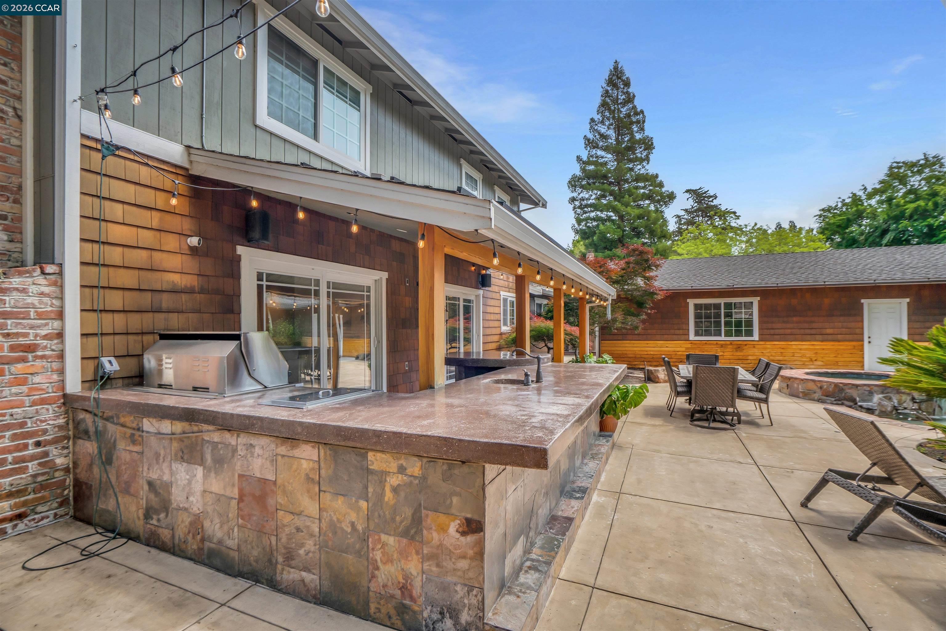 383 Princeton Ln