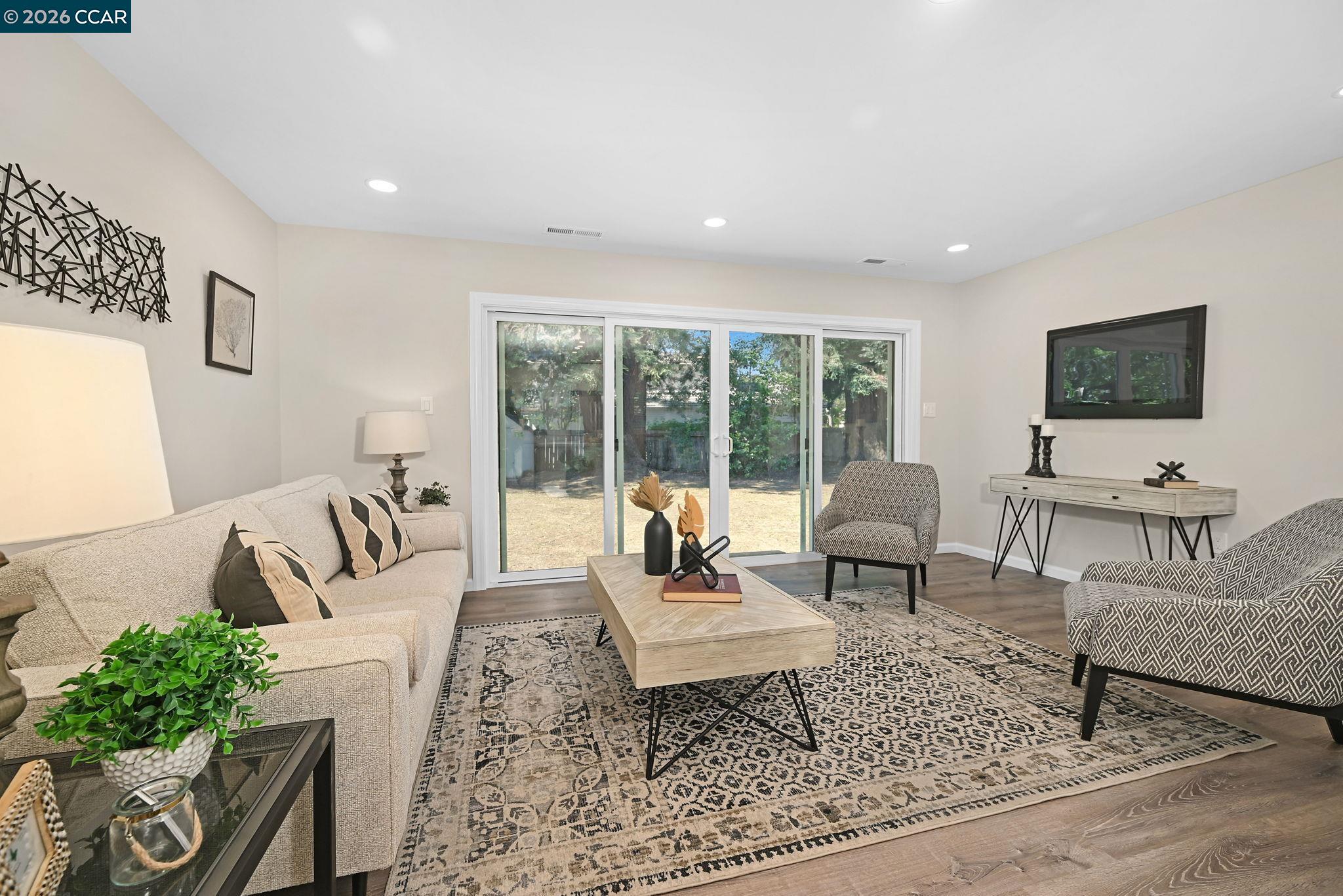 1813 Silverwood Drive