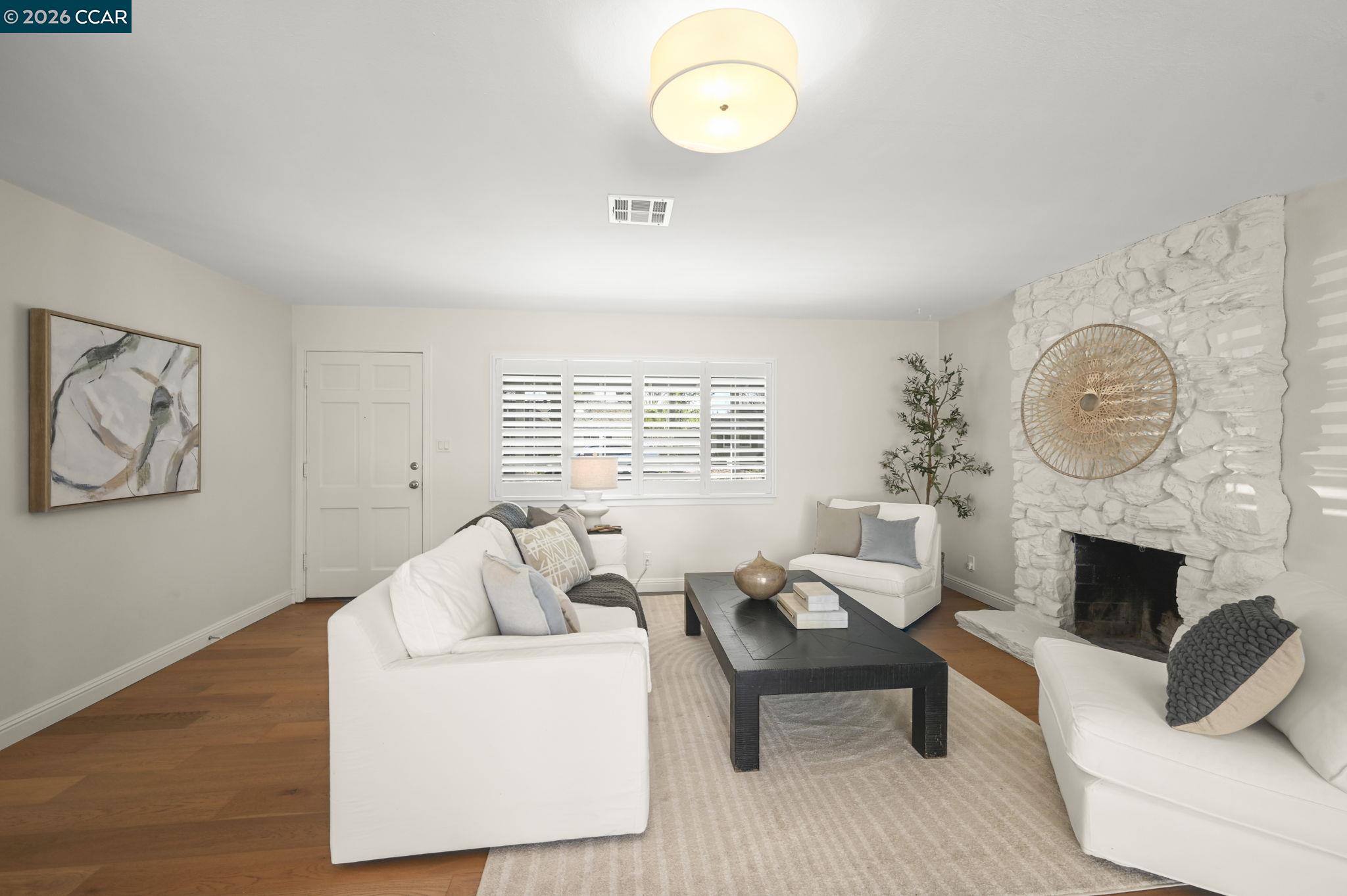 98 Sylvia Dr