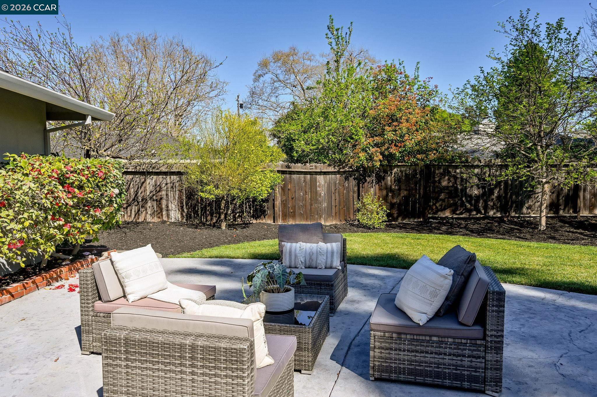 98 Sylvia Dr