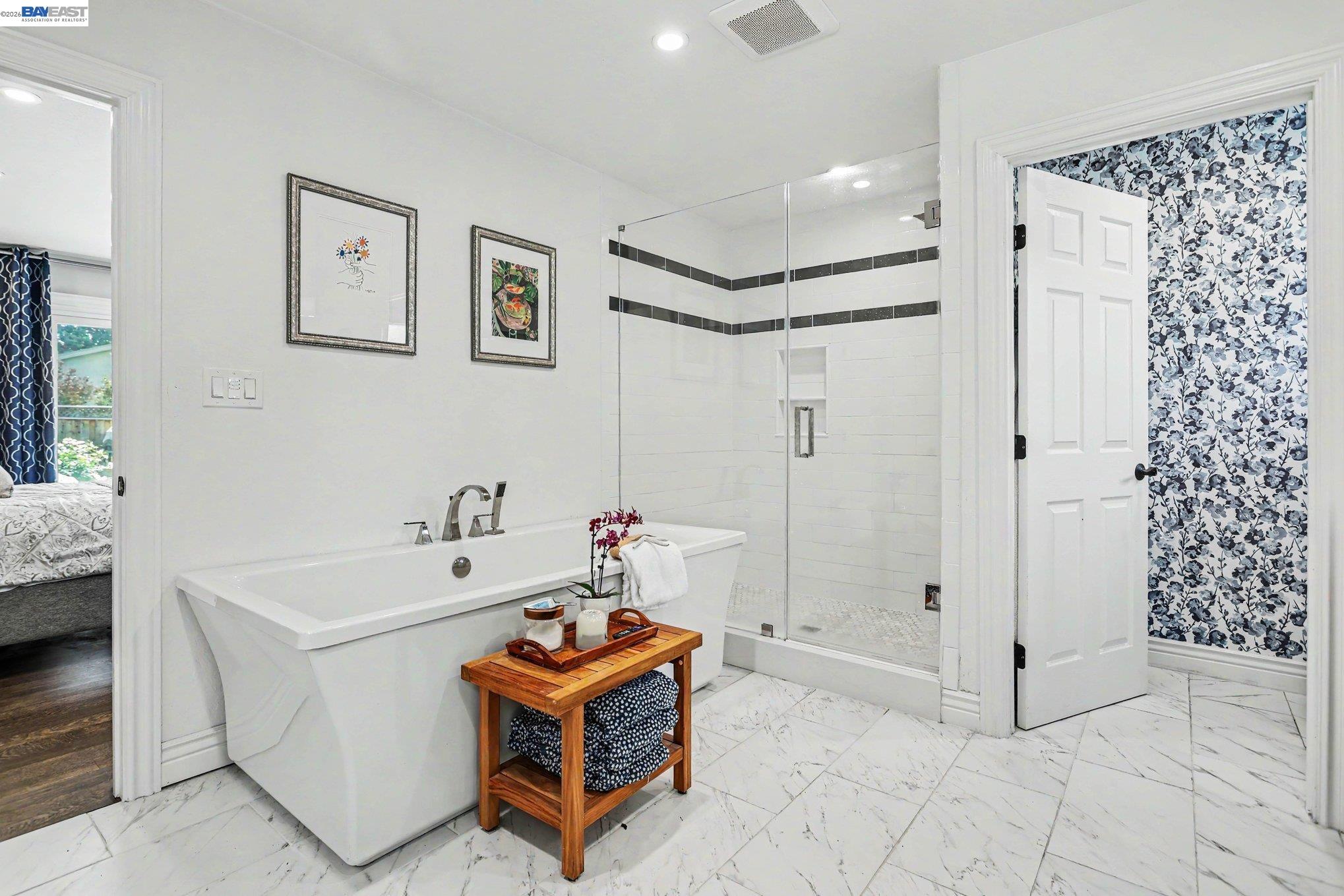 131 BROOKSIDE PL