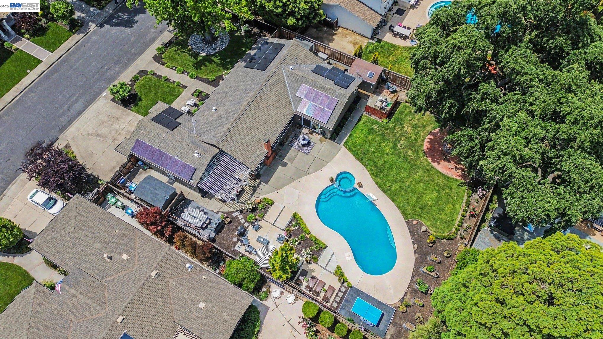 131 BROOKSIDE PL