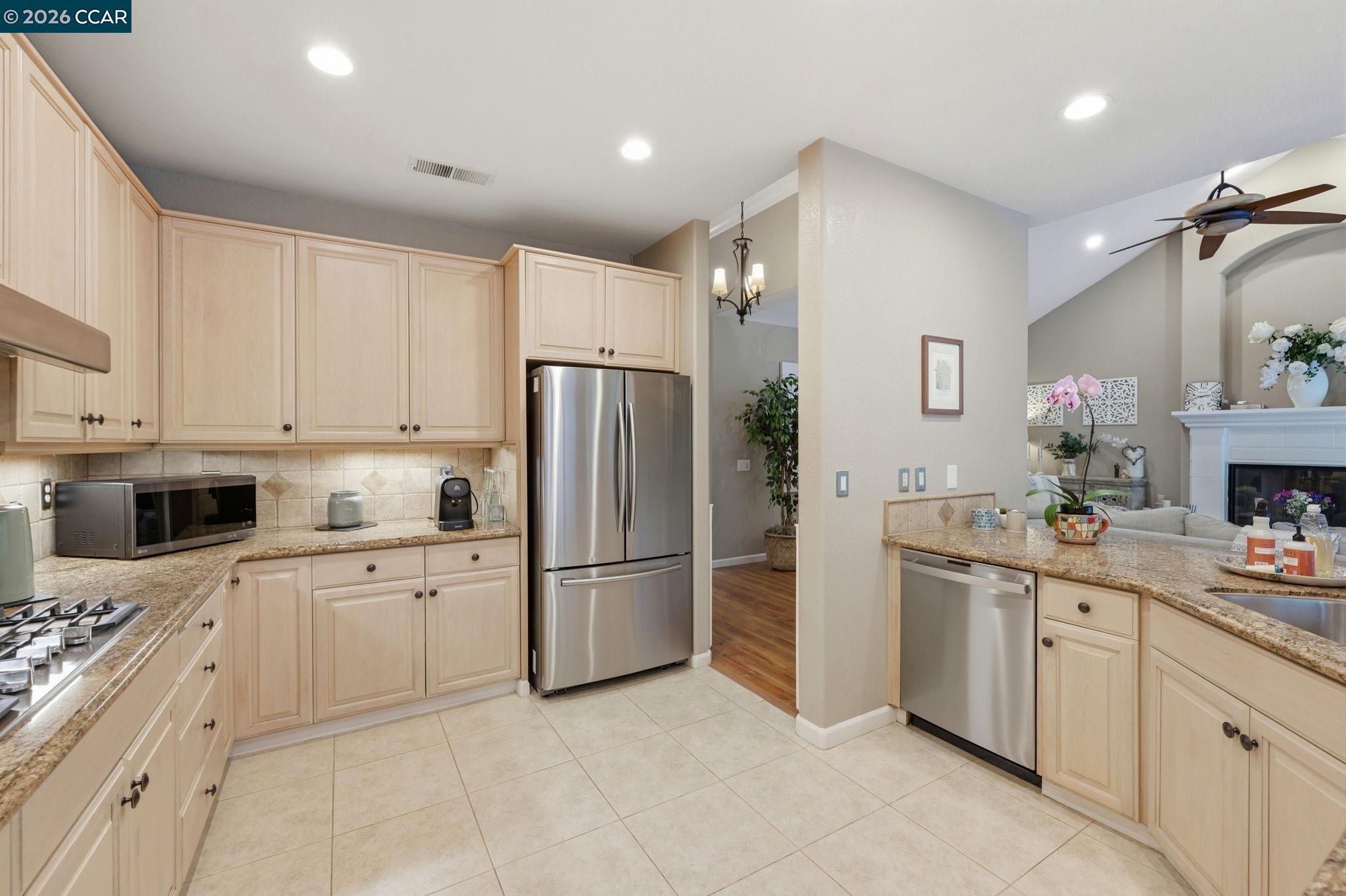 635 Rutherford Cir