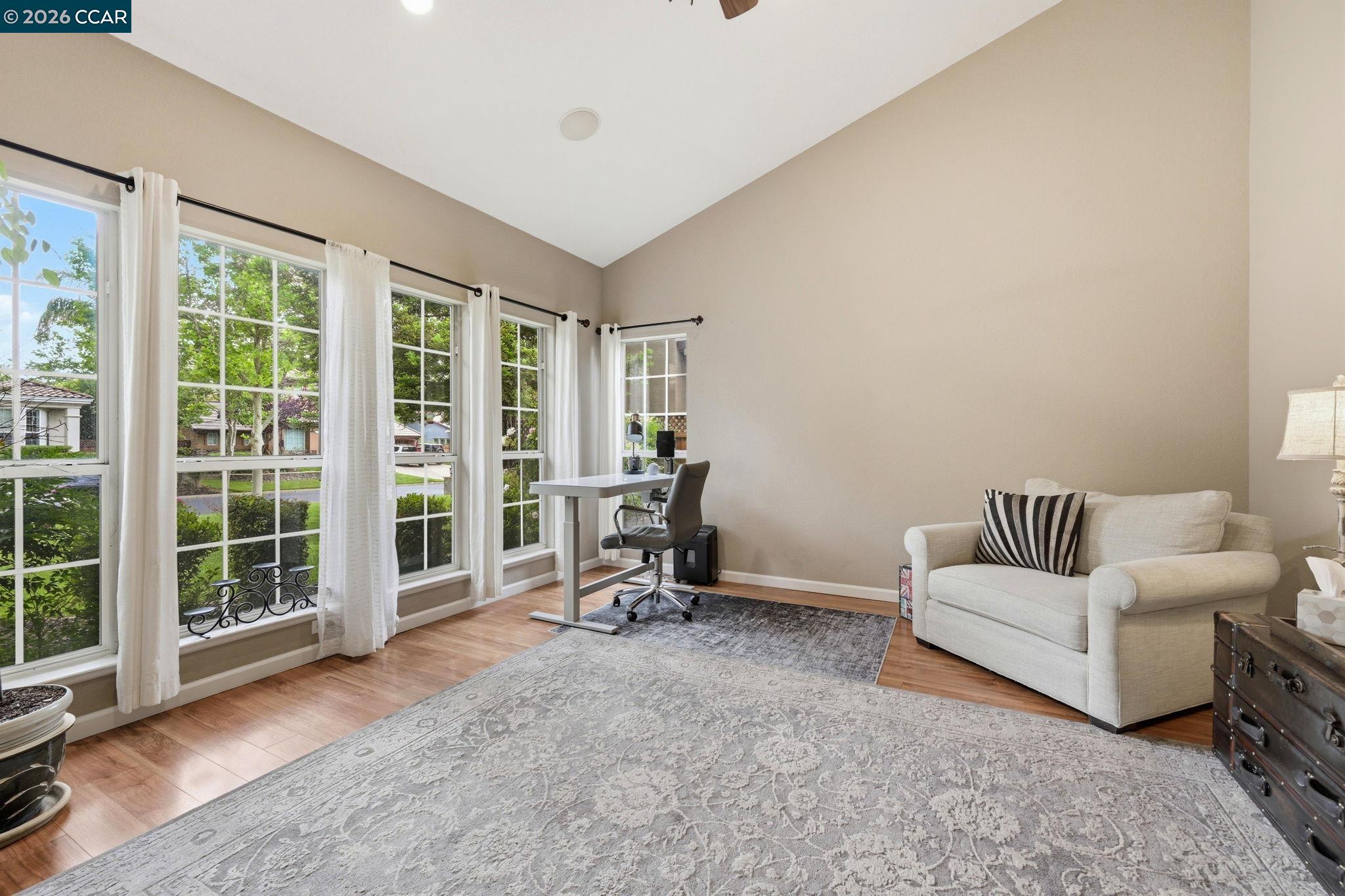 635 Rutherford Cir