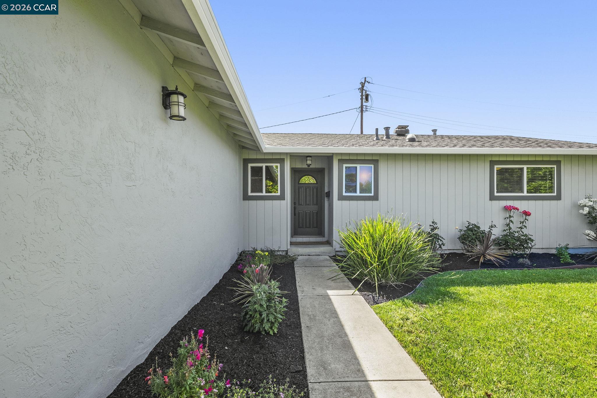 1808 Elkwood Dr