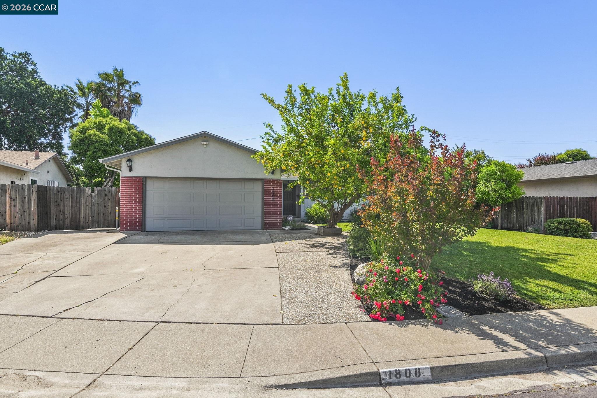 1808 Elkwood Dr
