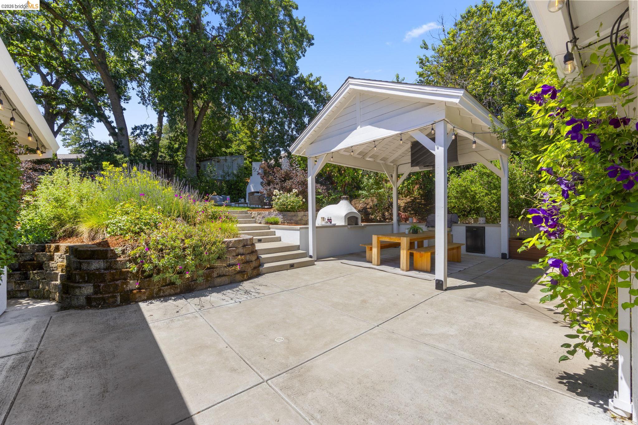 447 Cumberland Dr