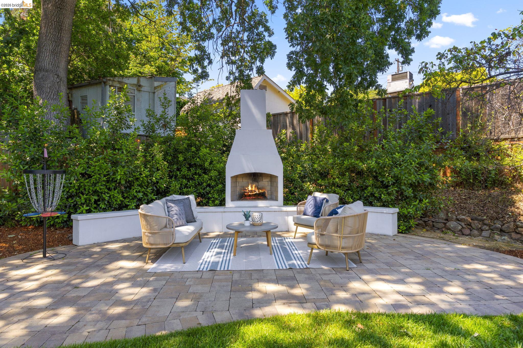 447 Cumberland Dr