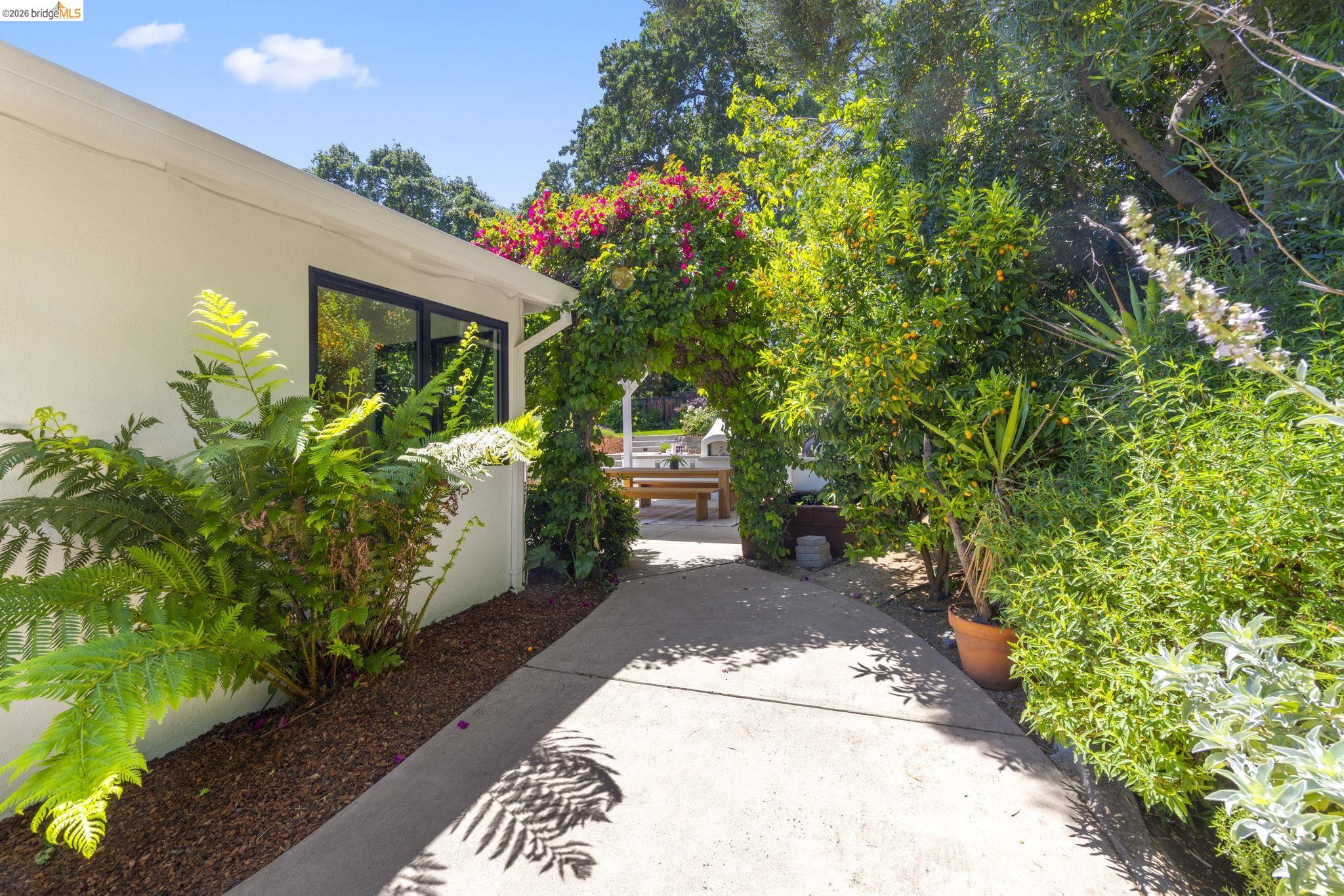 447 Cumberland Dr