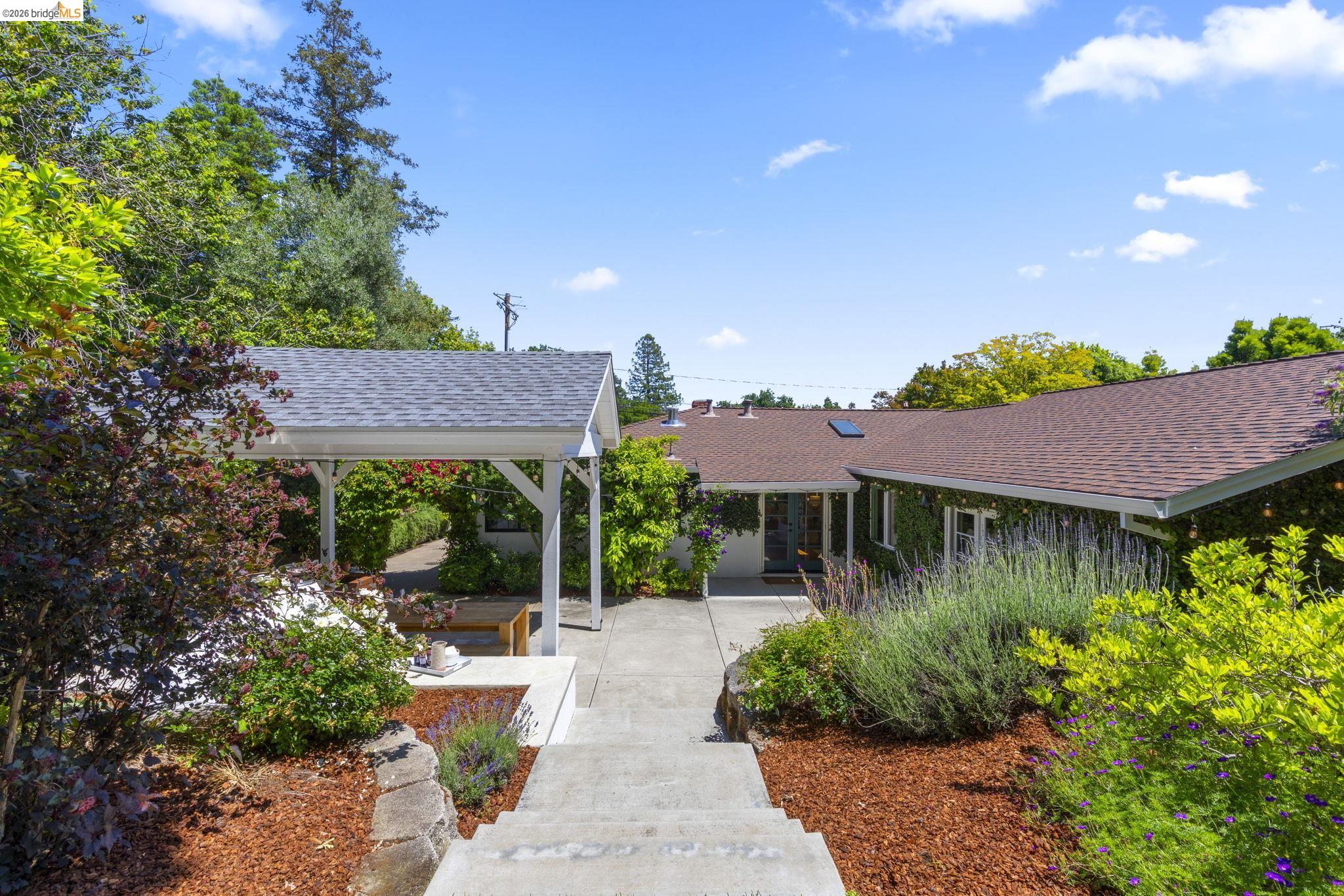 447 Cumberland Dr