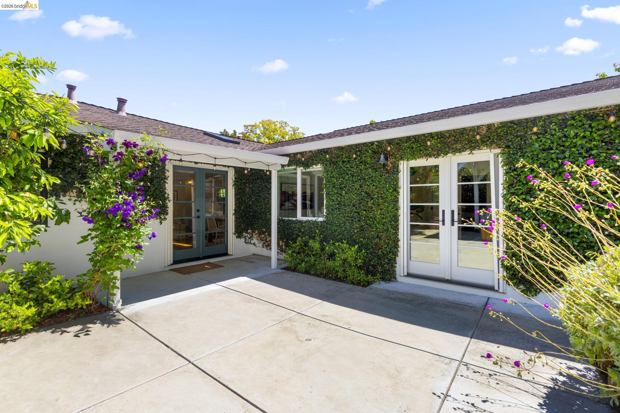 447 Cumberland Dr
