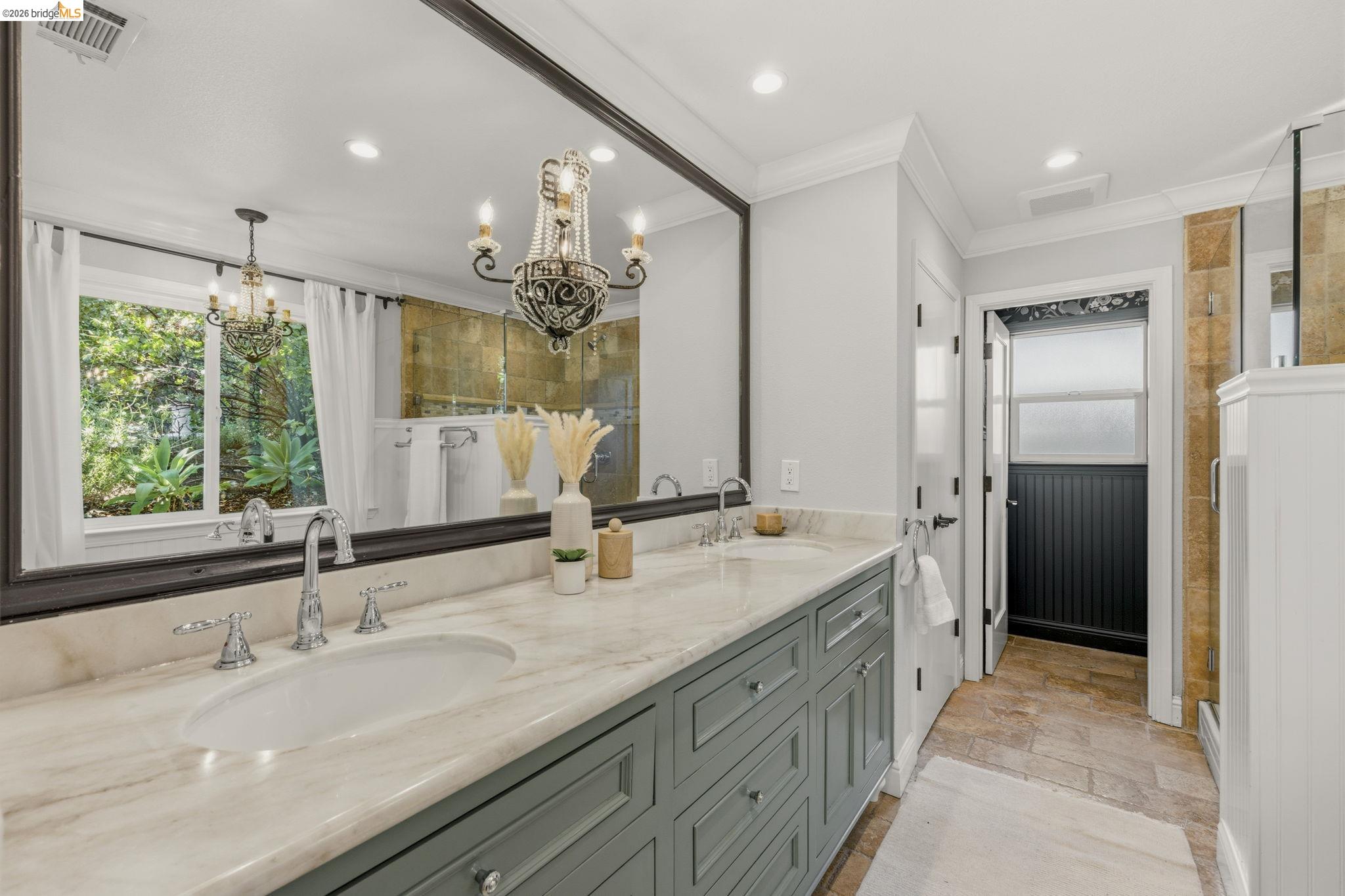 447 Cumberland Dr