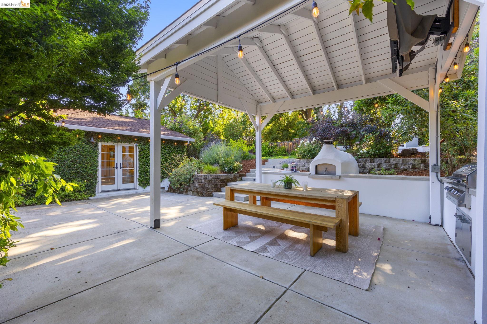 447 Cumberland Dr