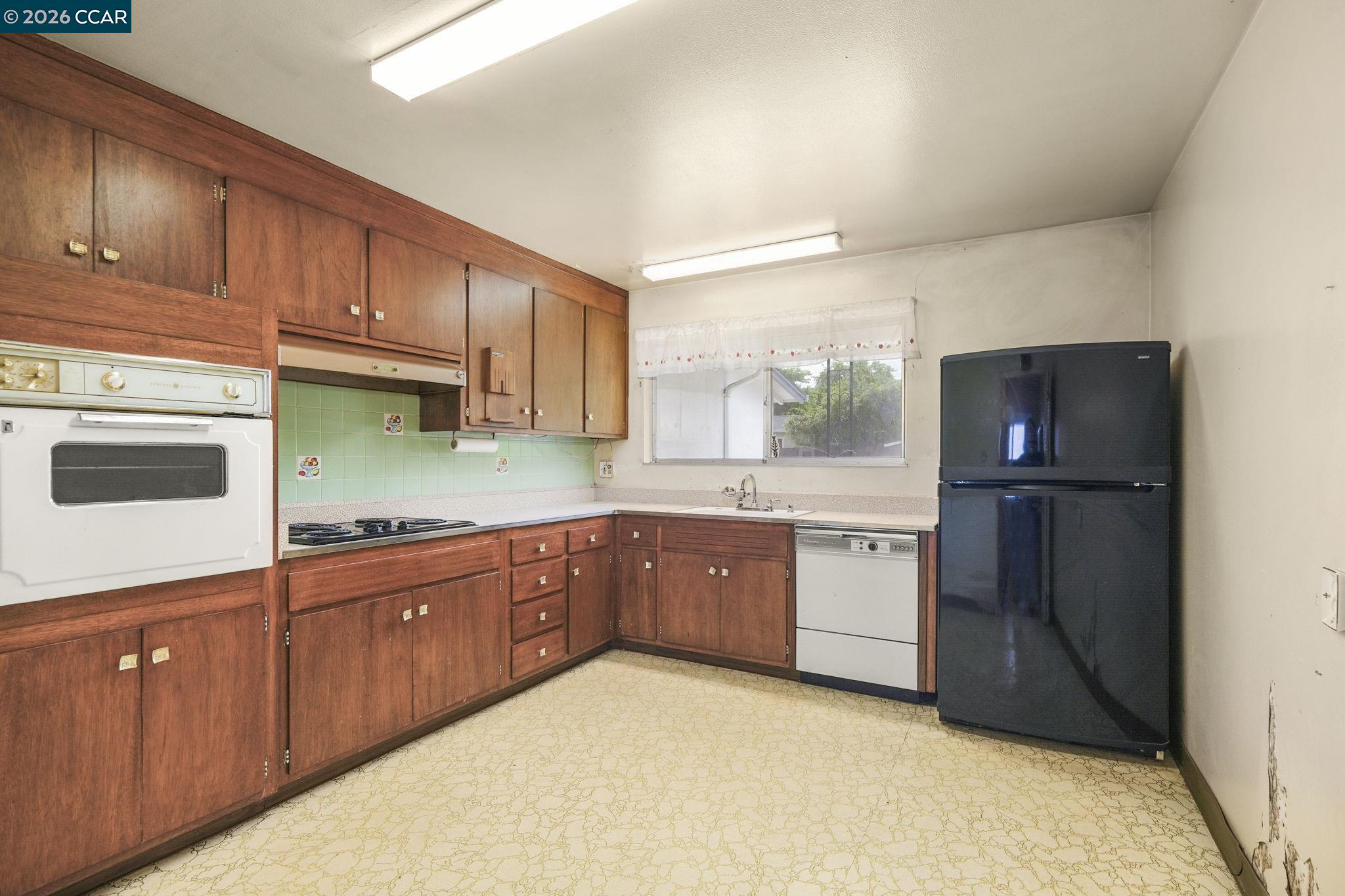 5501 Colorado Dr
