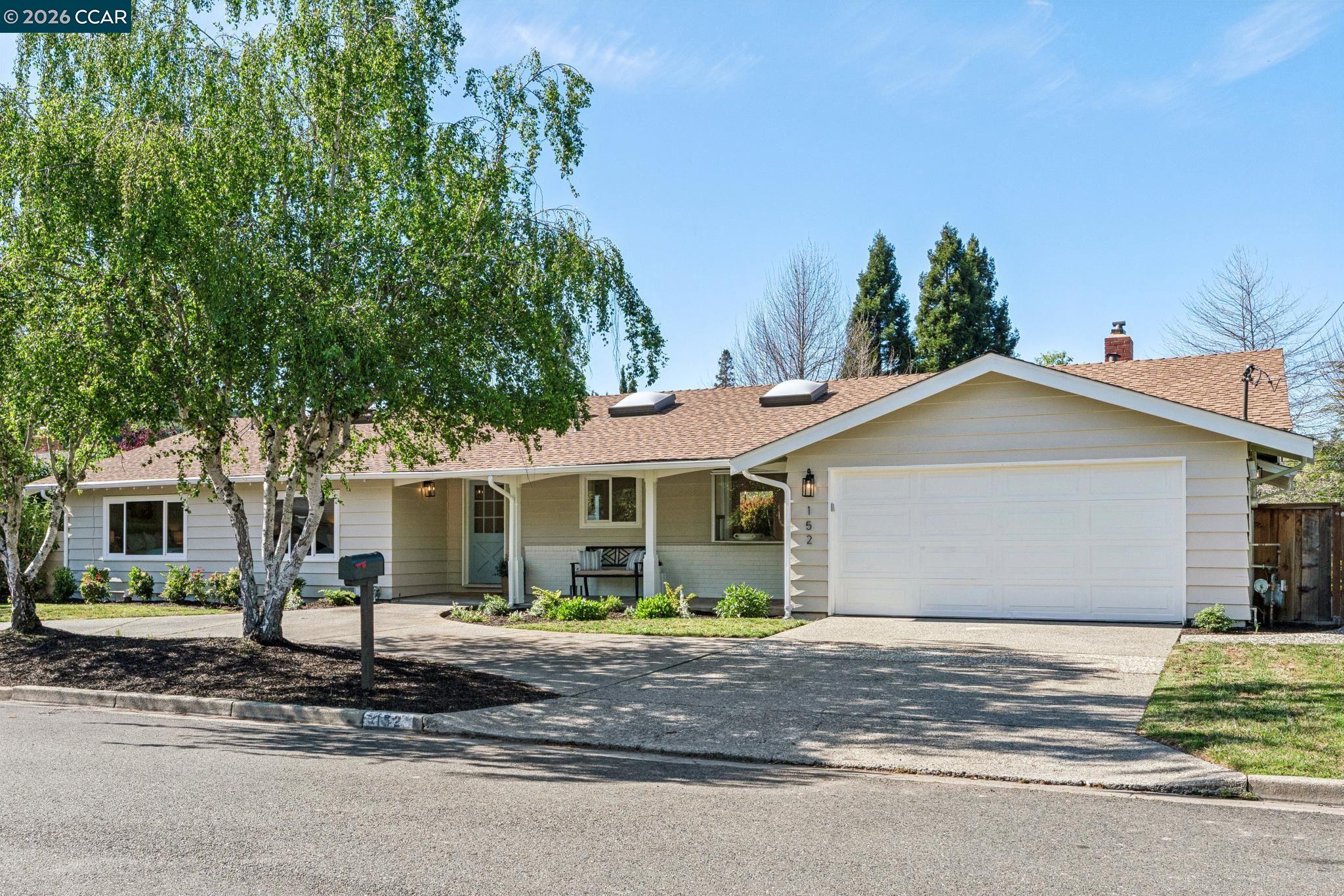 152 Tharp Dr