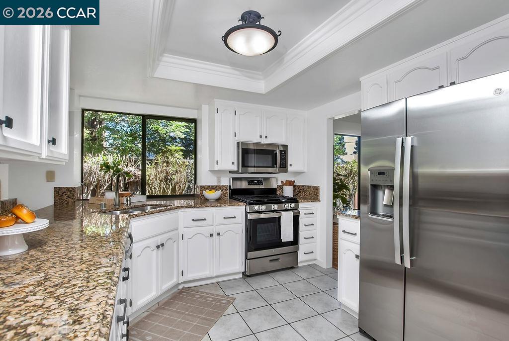 2200 Forsythia Way