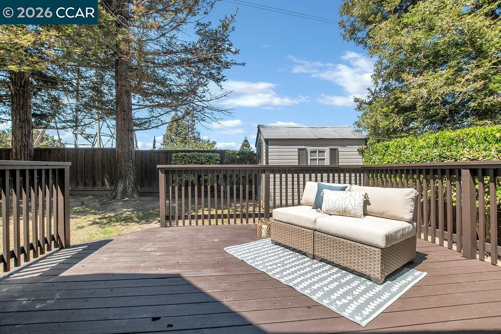 2200 Forsythia Way